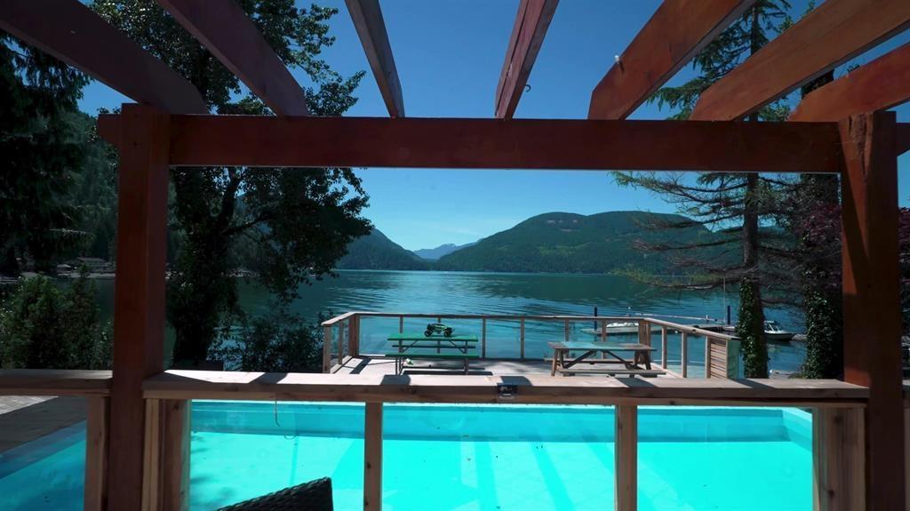 6507 ROCKWELL DRIVE, Harrison Lake, Harrison Hot Springs