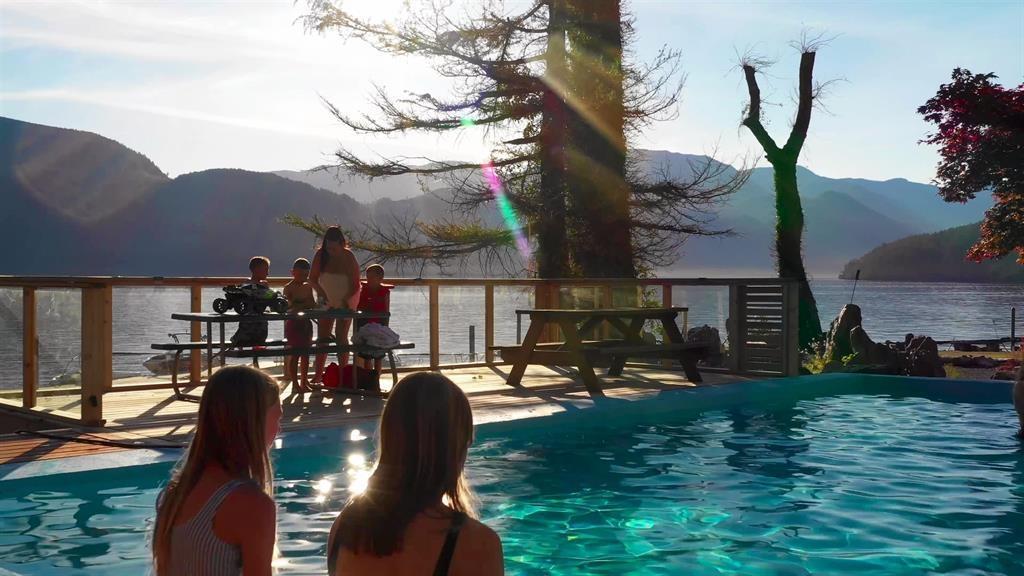 6507 ROCKWELL DRIVE, Harrison Lake, Harrison Hot Springs