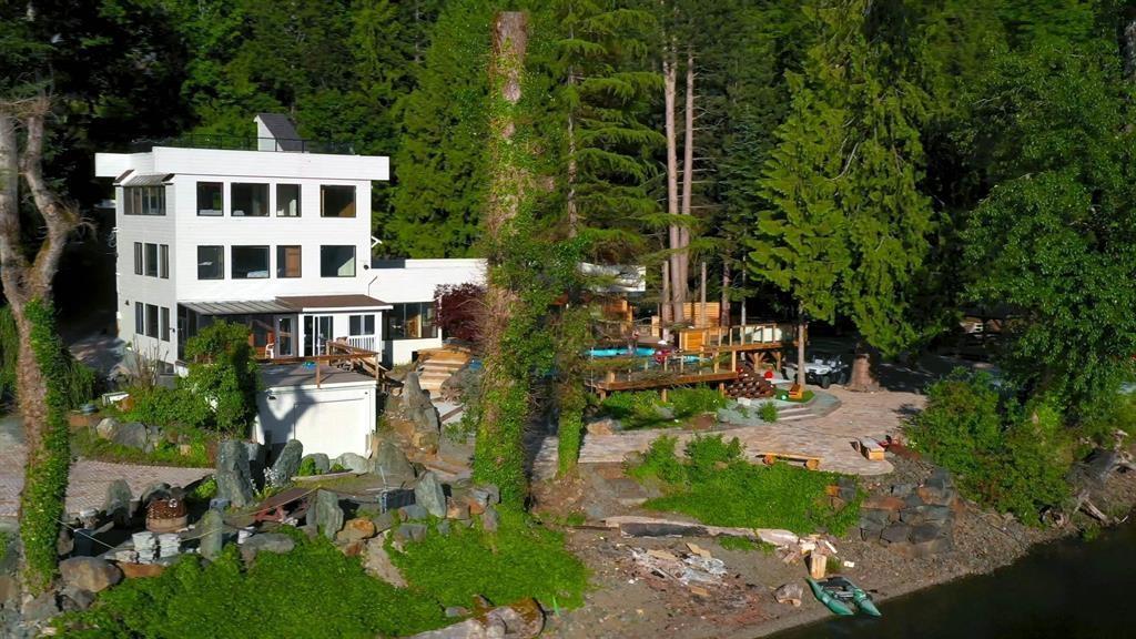 6507 ROCKWELL DRIVE, Harrison Lake, Harrison Hot Springs