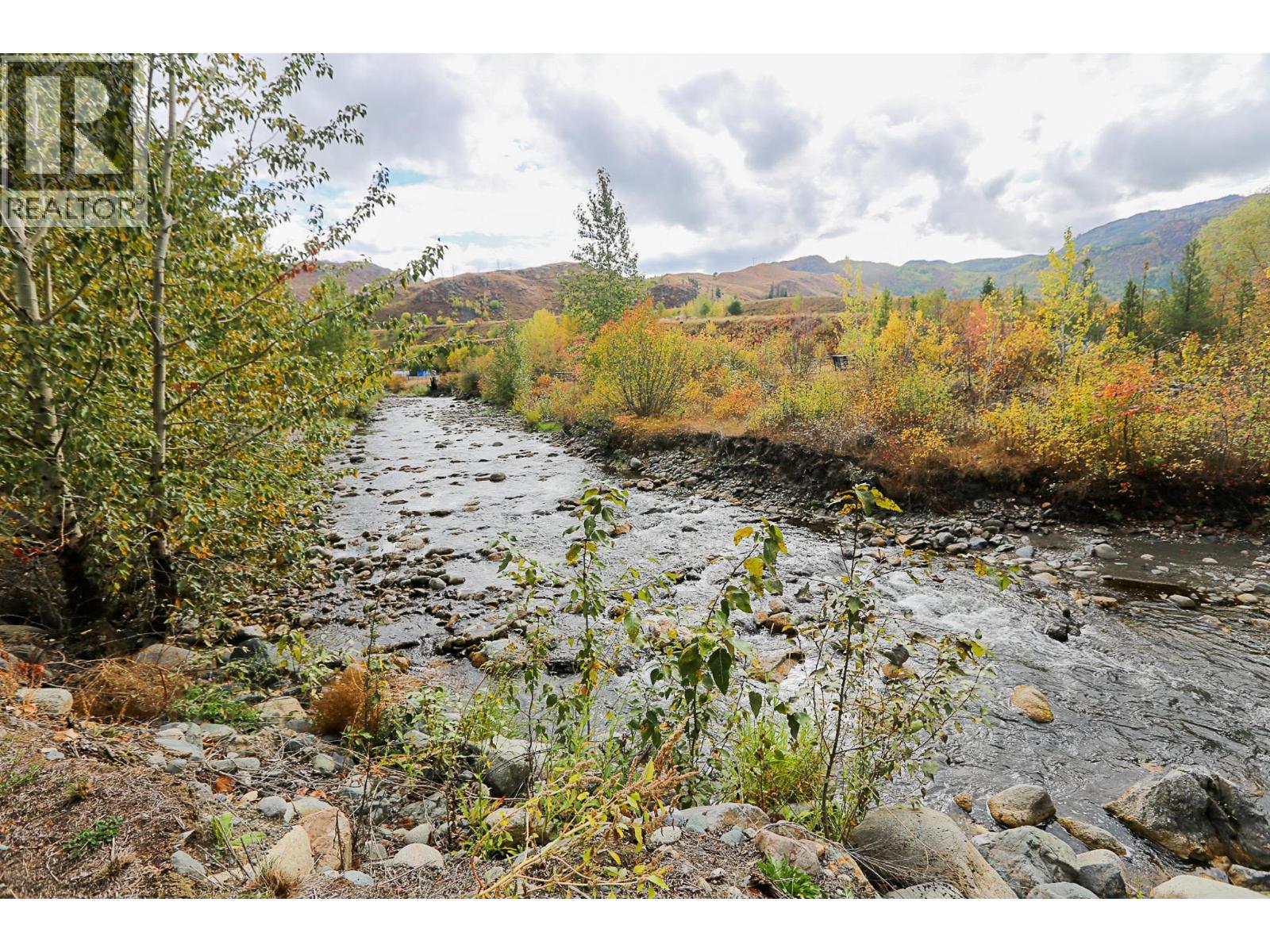 #2 3700 LOUIS CREEK ROAD - 24