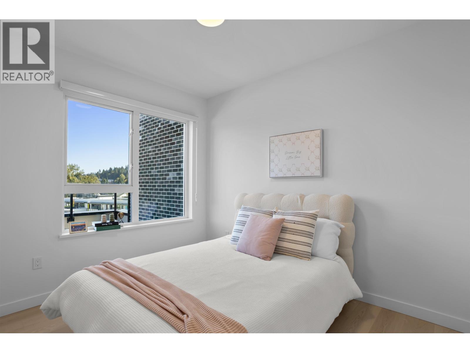 601 1100 CLARKE ROAD, Port Moody