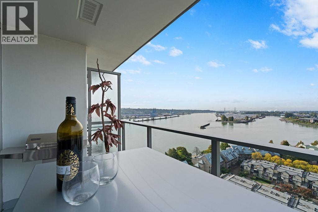 1901 988 QUAYSIDE DRIVE, New Westminster