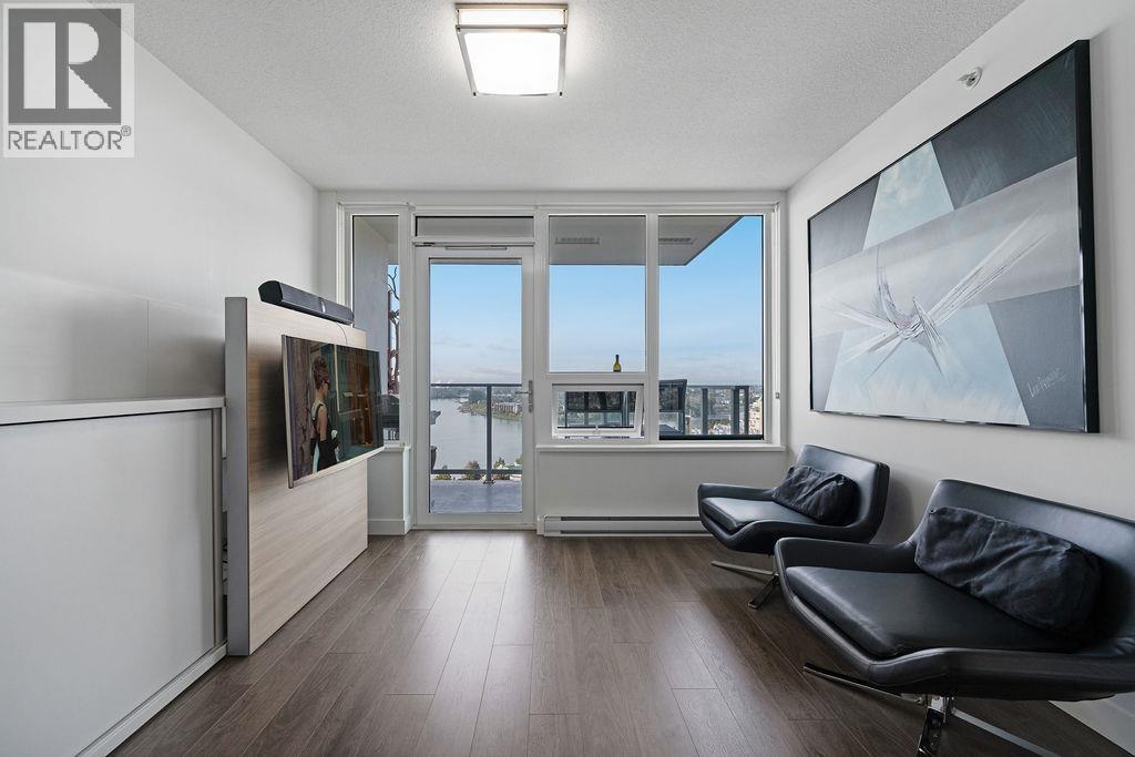 1901 988 QUAYSIDE DRIVE, New Westminster