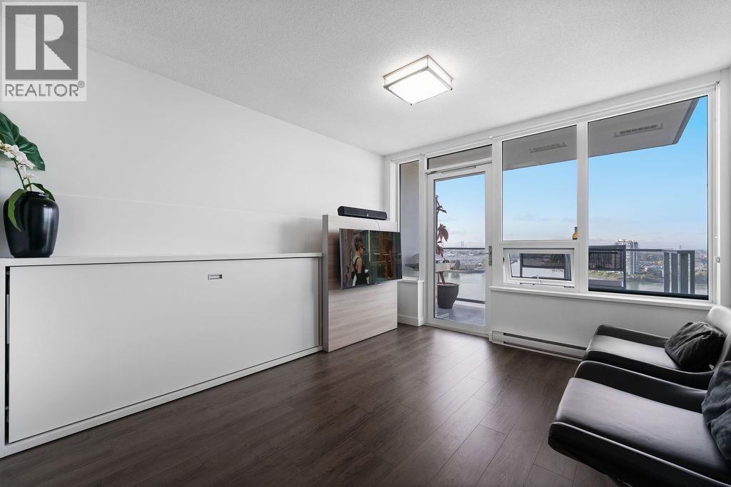 1901 988 QUAYSIDE DRIVE, New Westminster