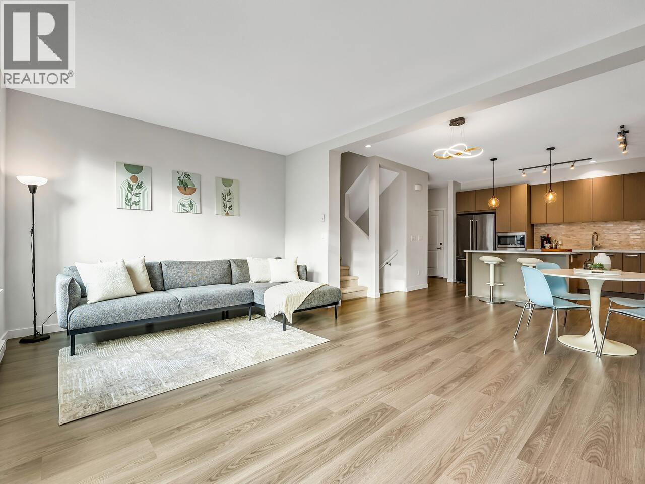 40 3500 BURKE VILLAGE PROMENADE - Photo 4 of 35, Coquitlam, British Columbia