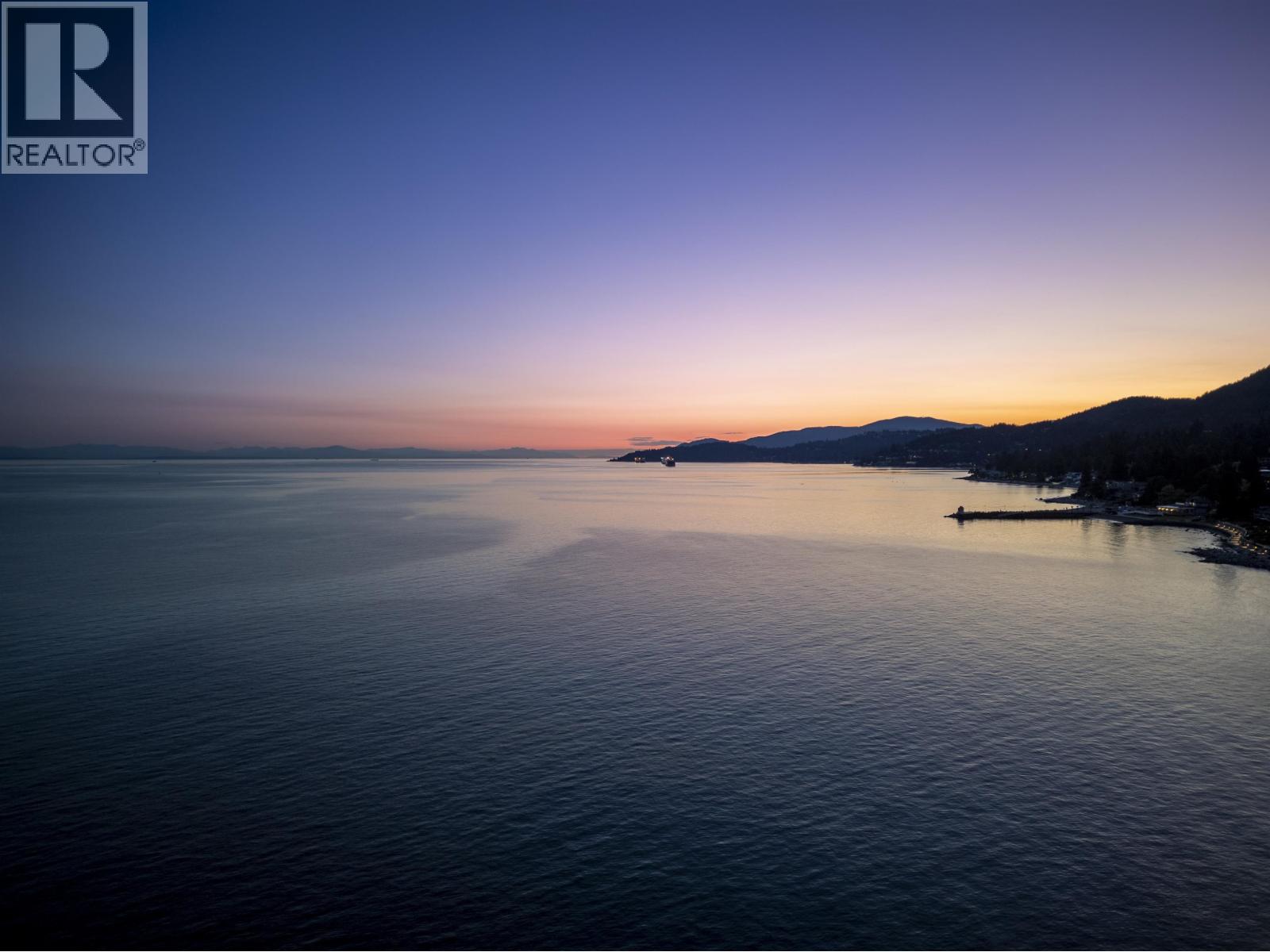 12 2250 BELLEVUE AVENUE, West Vancouver