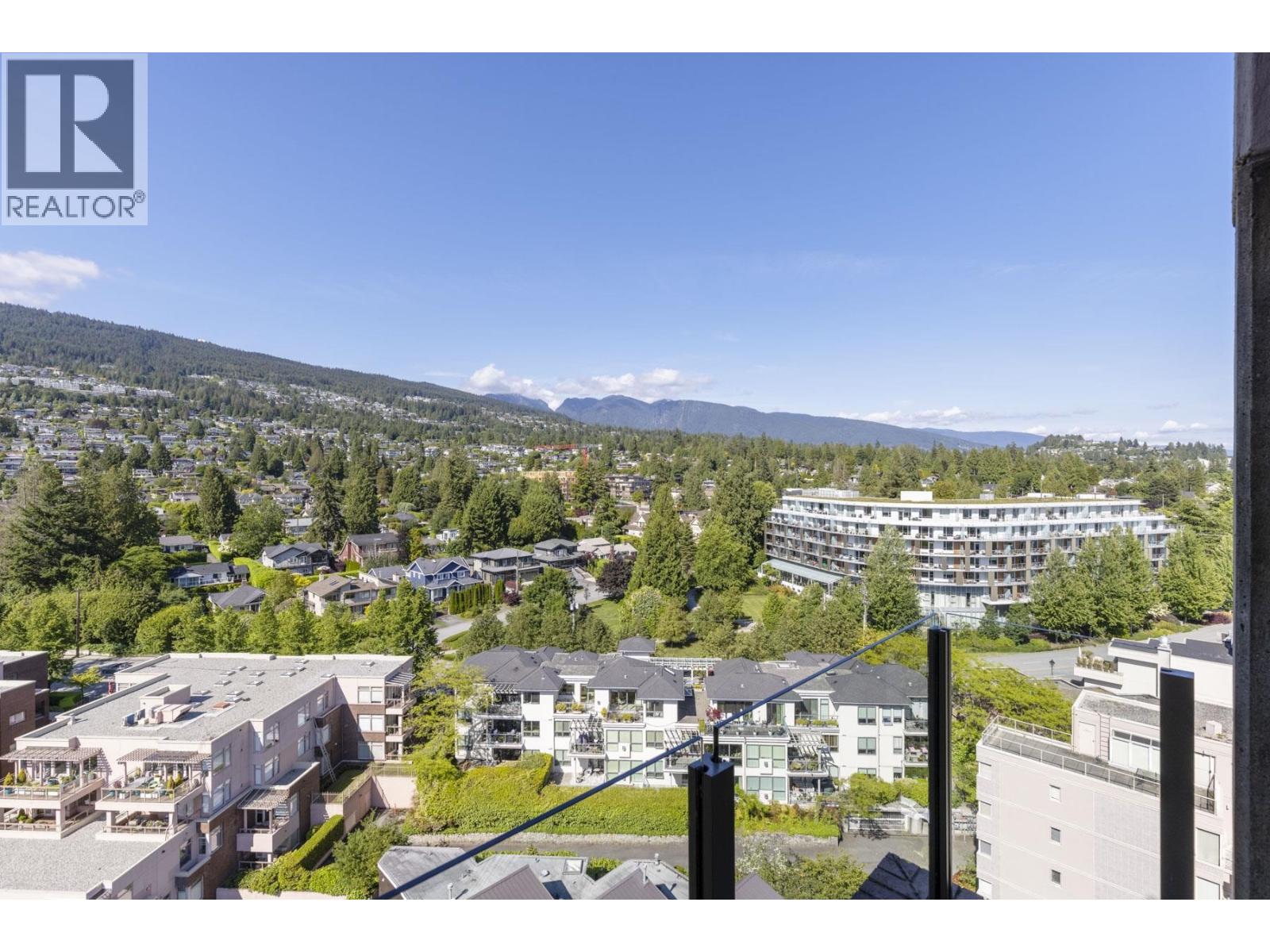 12 2250 BELLEVUE AVENUE, West Vancouver