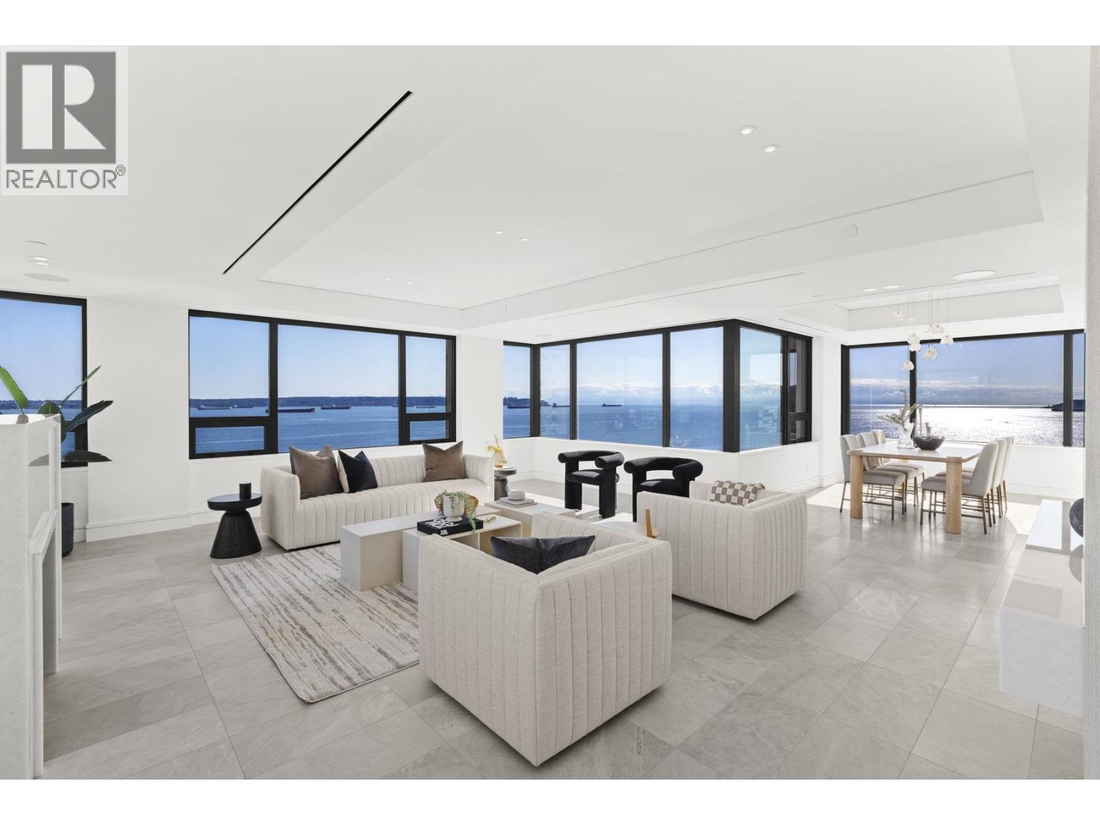 12 2250 BELLEVUE AVENUE, West Vancouver