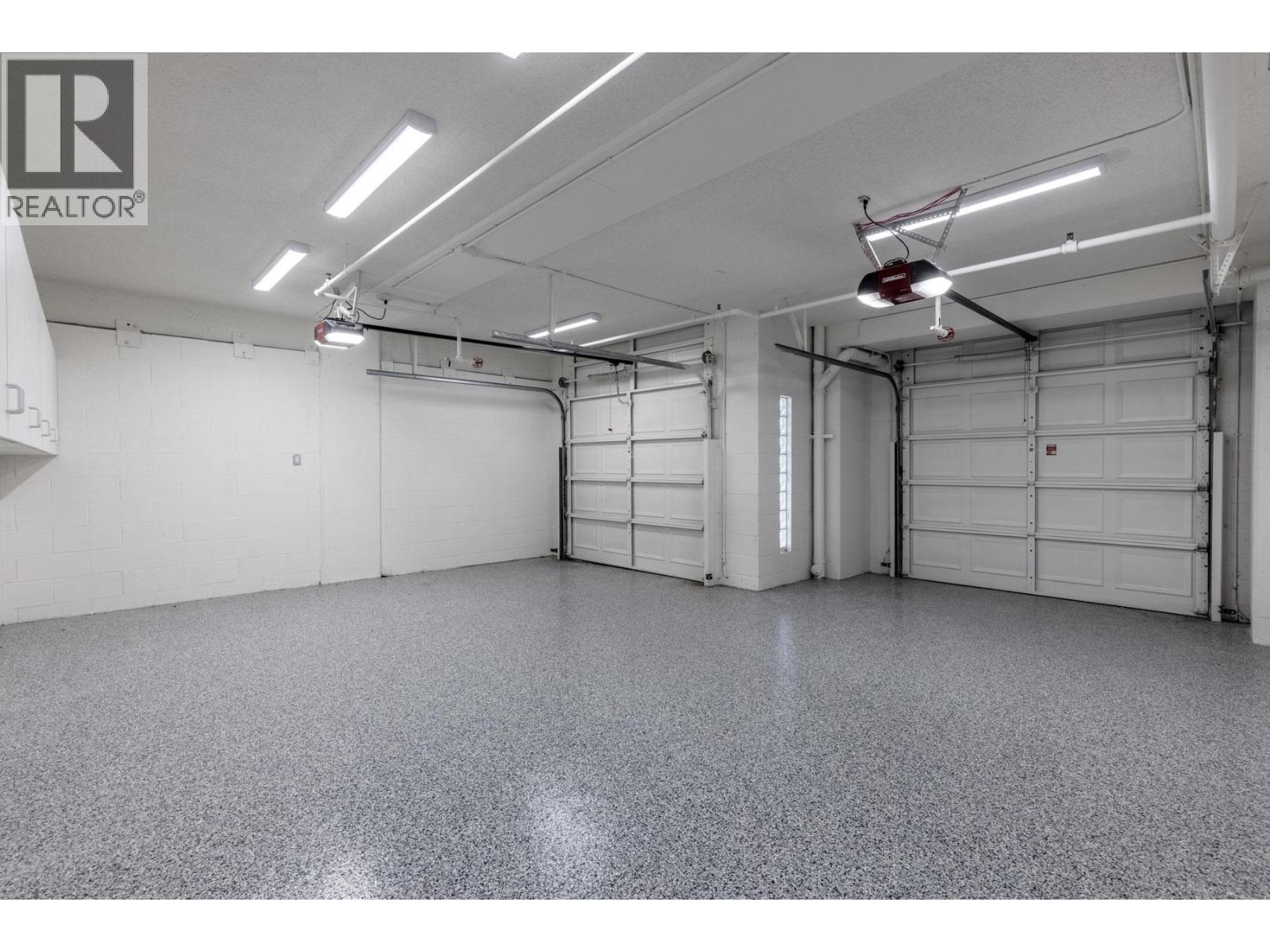 12 2250 BELLEVUE AVENUE, West Vancouver