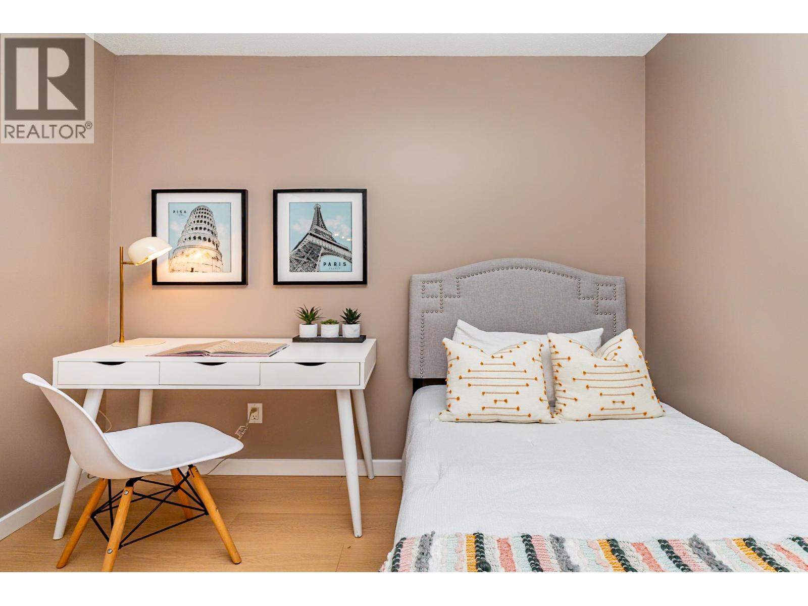 504 39 SIXTH STREET, New Westminster