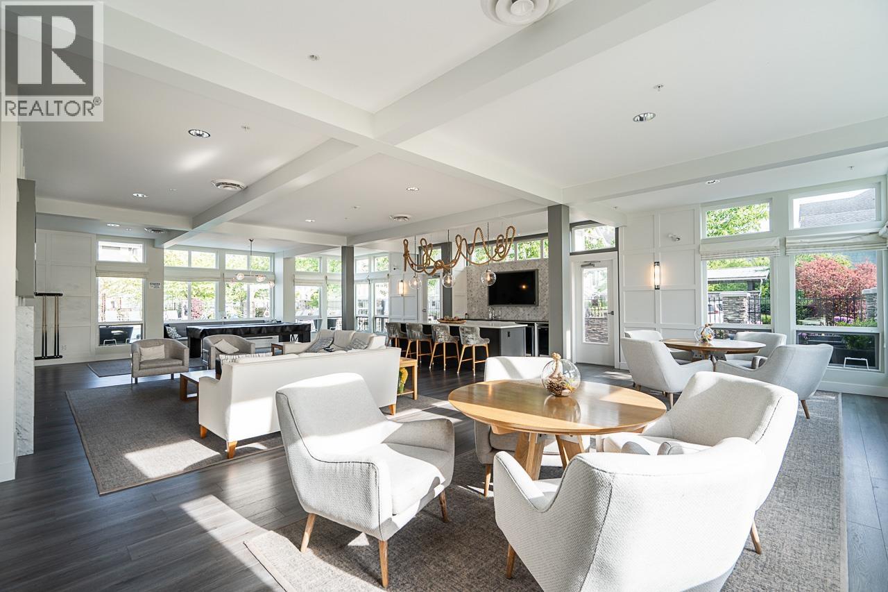 #121-5551 ADMIRAL Way, Delta