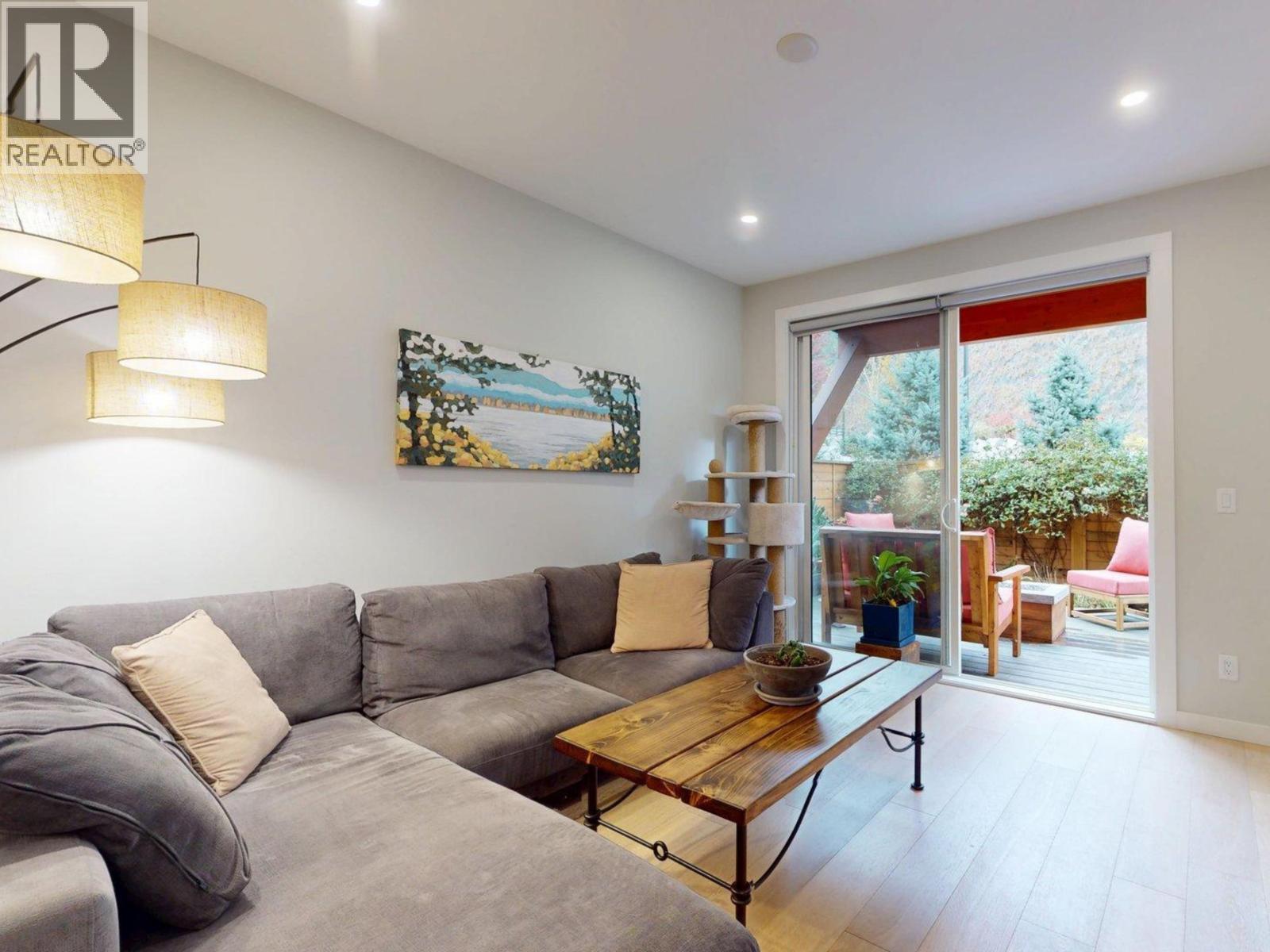 41294 HORIZON DRIVE, Squamish