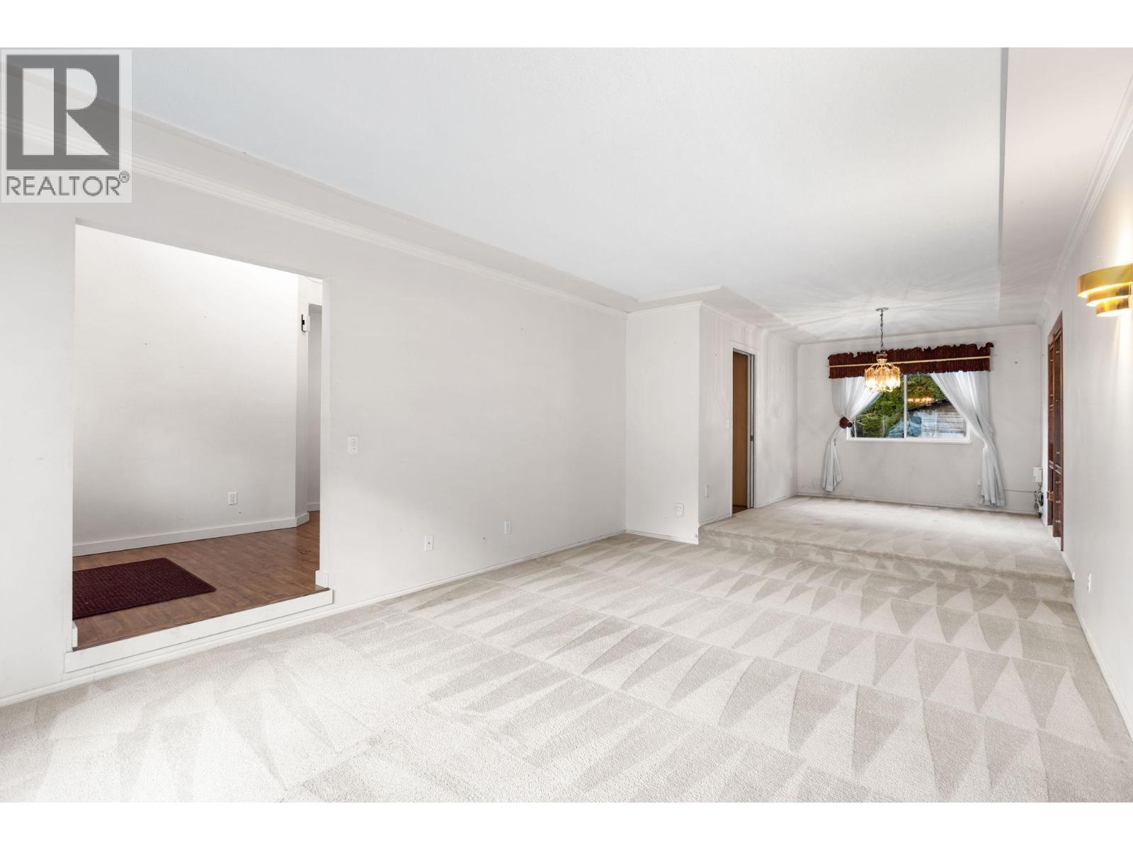 1225 WINDSOR AVENUE, Port Coquitlam