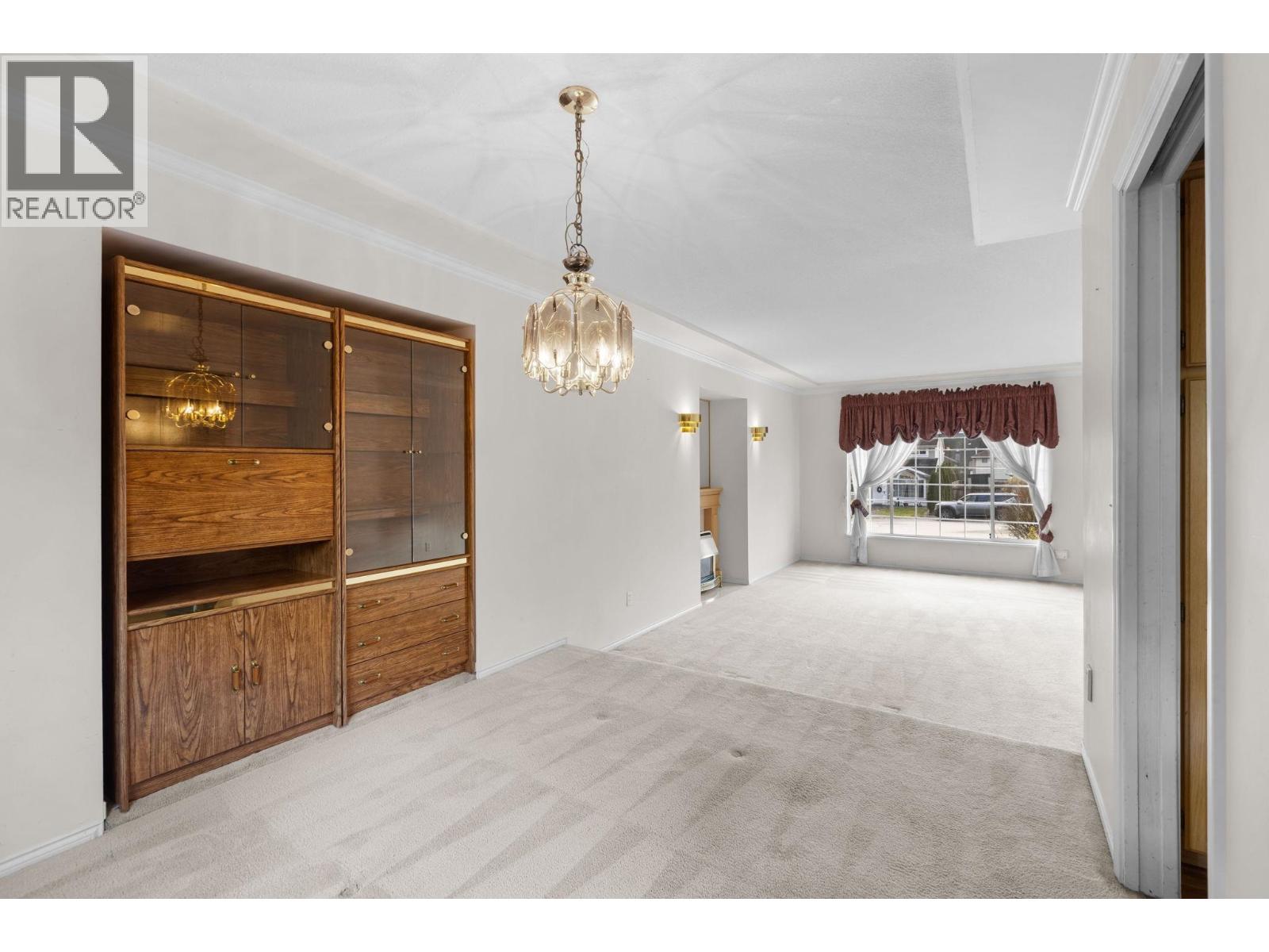 1225 WINDSOR AVENUE, Port Coquitlam