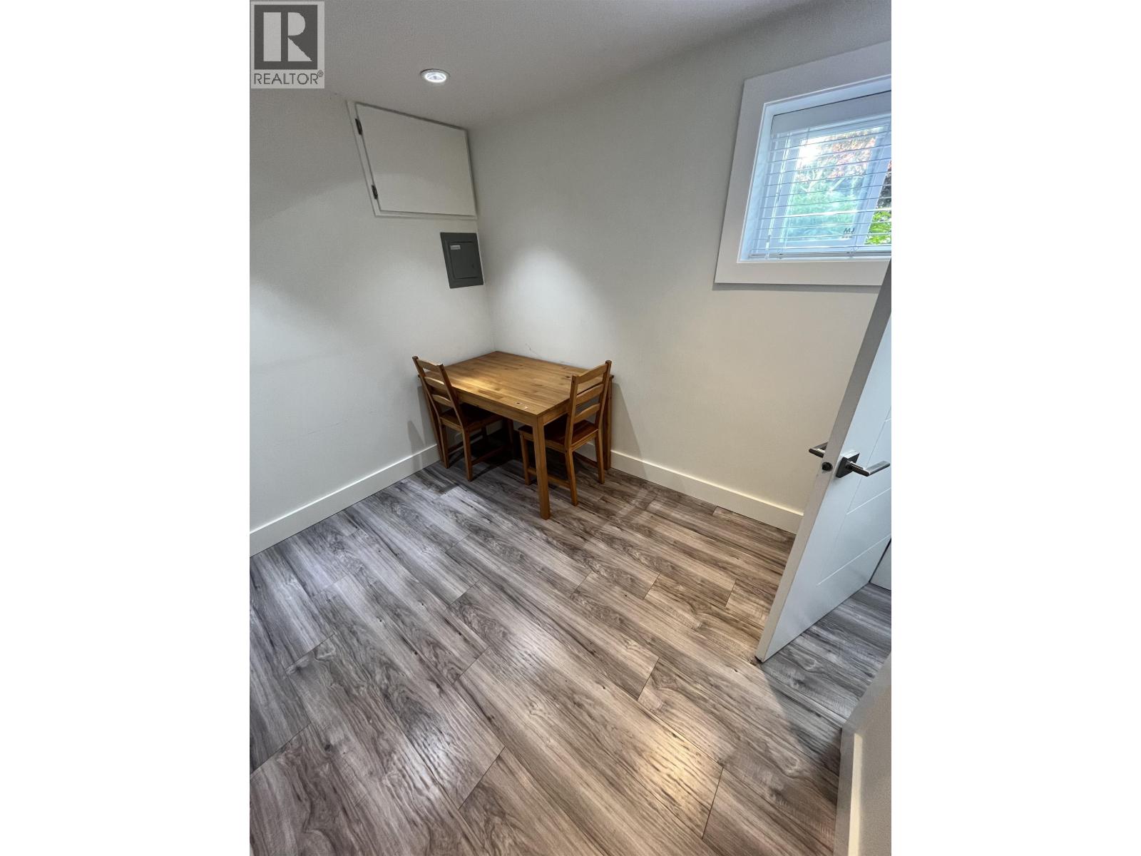 348 LAURENTIAN CRESCENT, Coquitlam