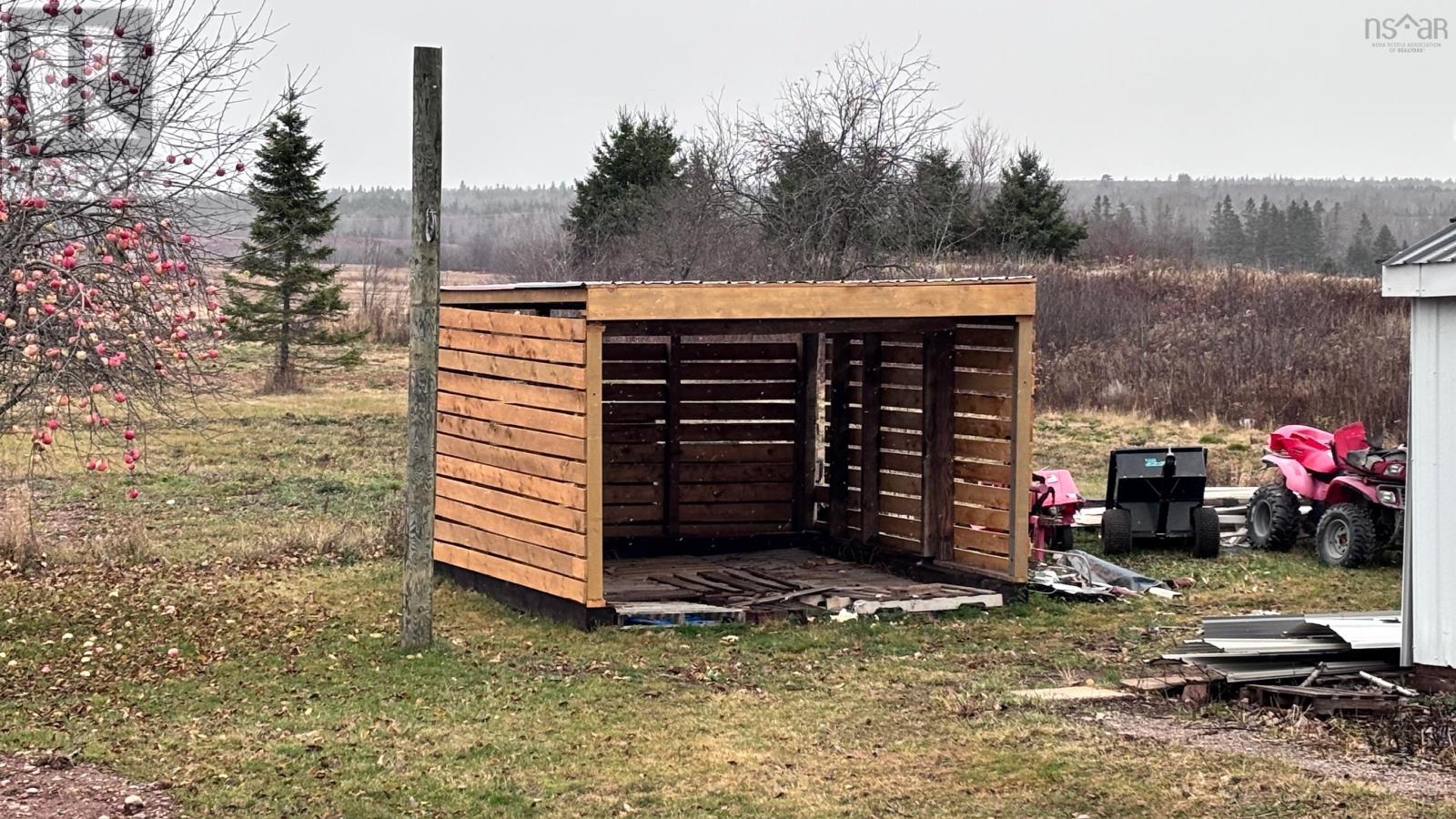 Property 27 of 37 of 61 ONSLOW MOUNTAIN Road