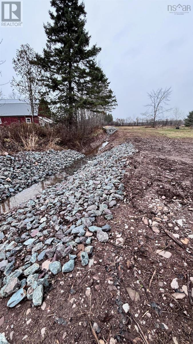 Property 33 of 37 of 61 ONSLOW MOUNTAIN Road