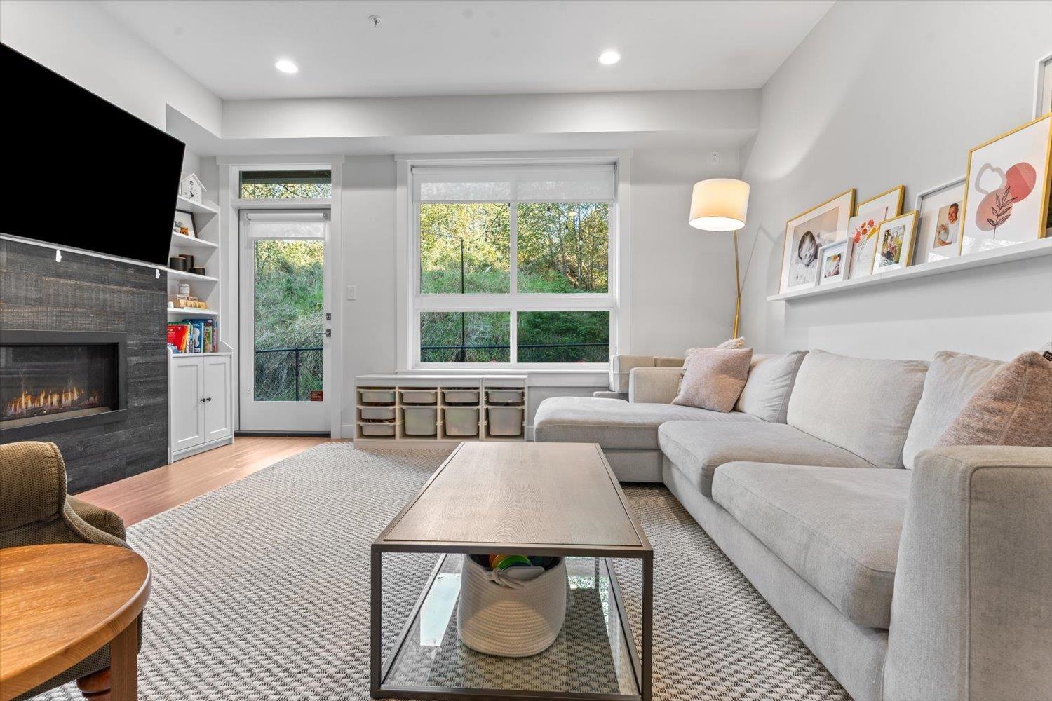 24 43680 CHILLIWACK MOUNTAIN ROAD, Chilliwack Mountain, Chilliwack