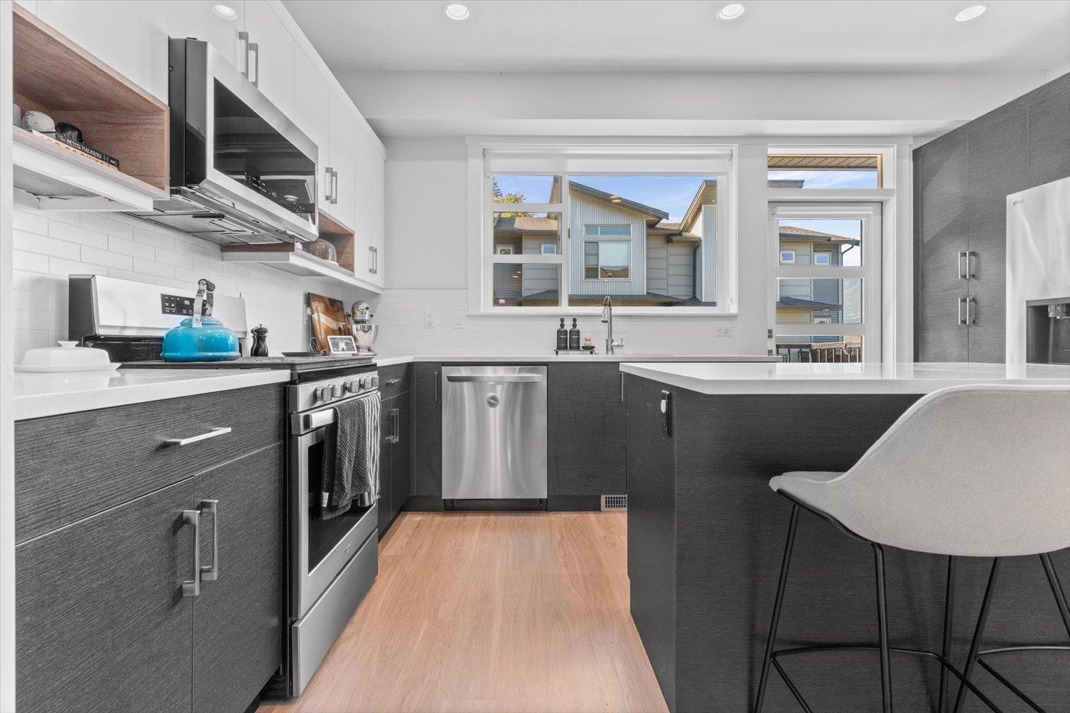 24 43680 CHILLIWACK MOUNTAIN ROAD, Chilliwack Mountain, Chilliwack