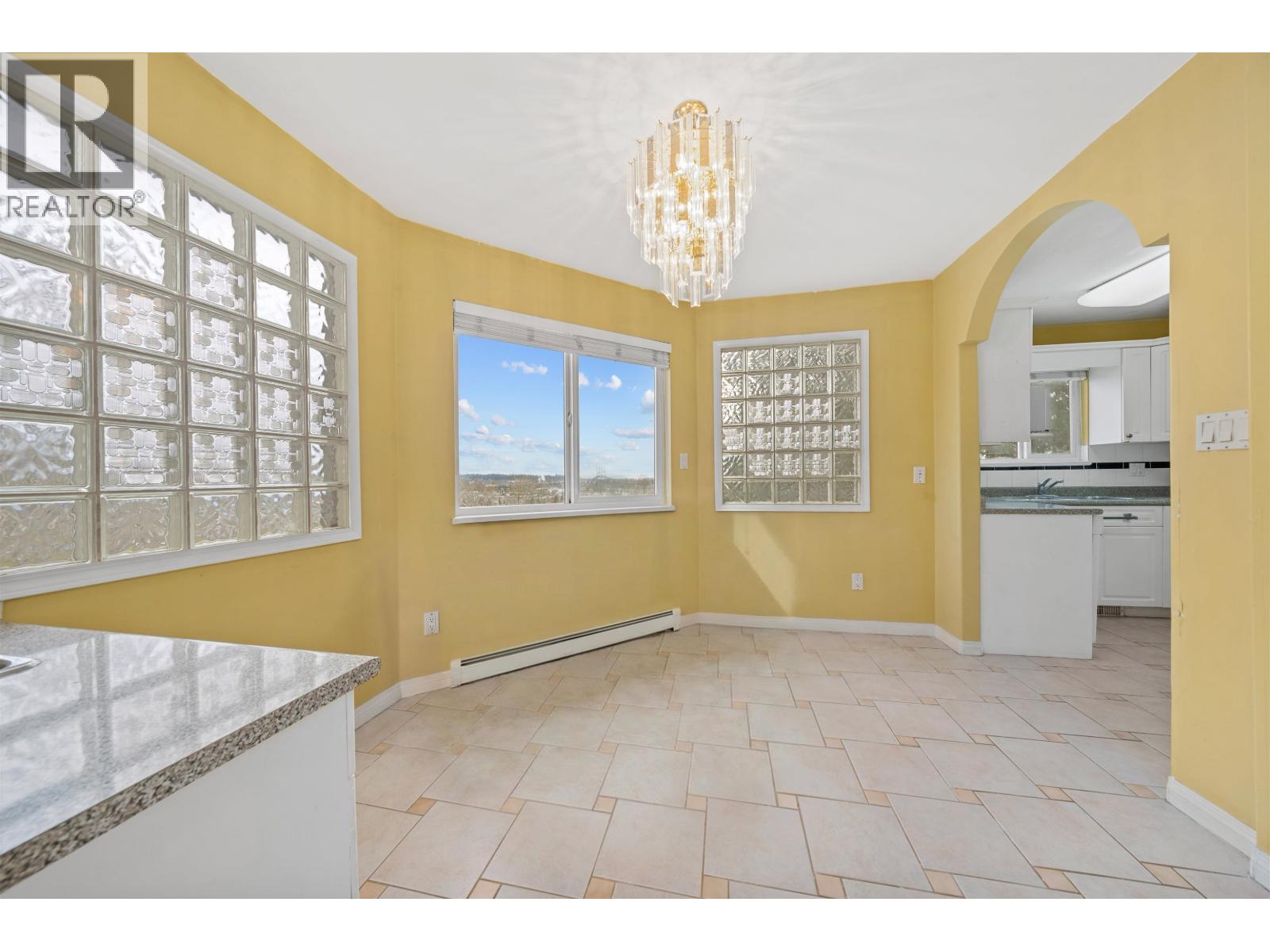 2312 MARINE DRIVE, New Westminster