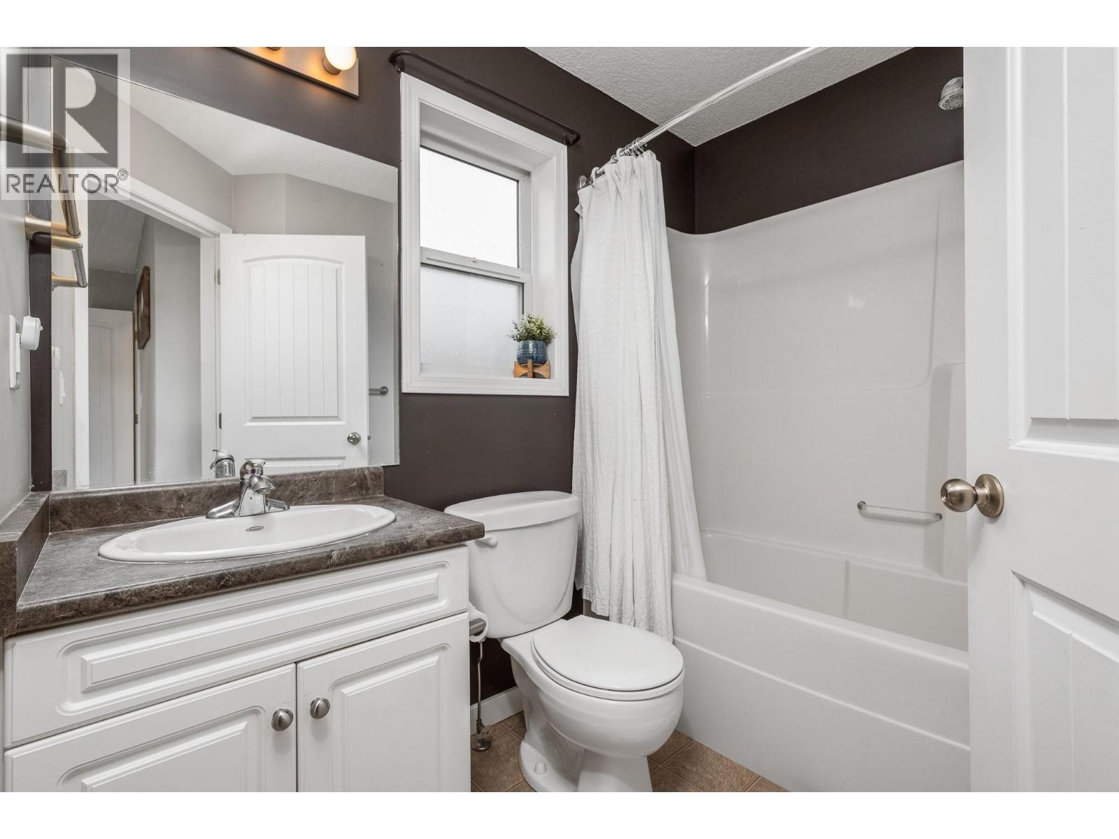 5200 25th Ave Unit# 19, Vernon