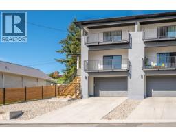  6380 Okanagan Street, Oliver