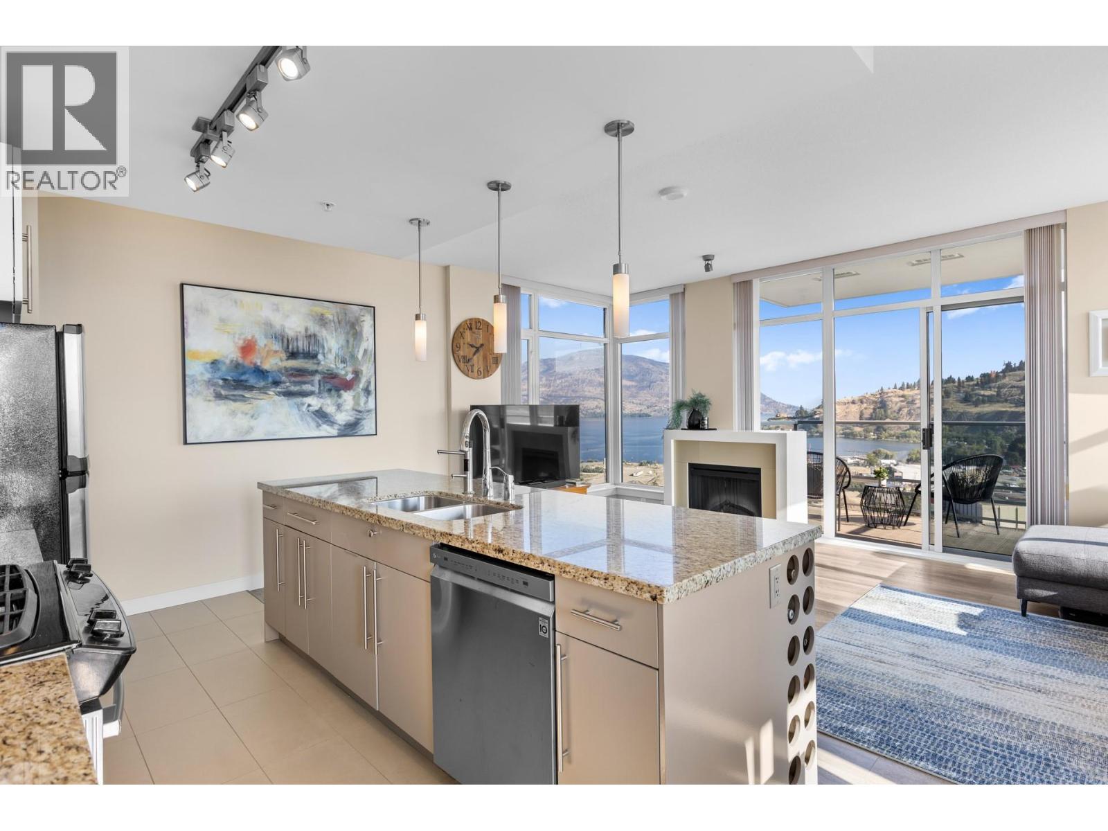 2103 1075 Sunset Drive, Kelowna