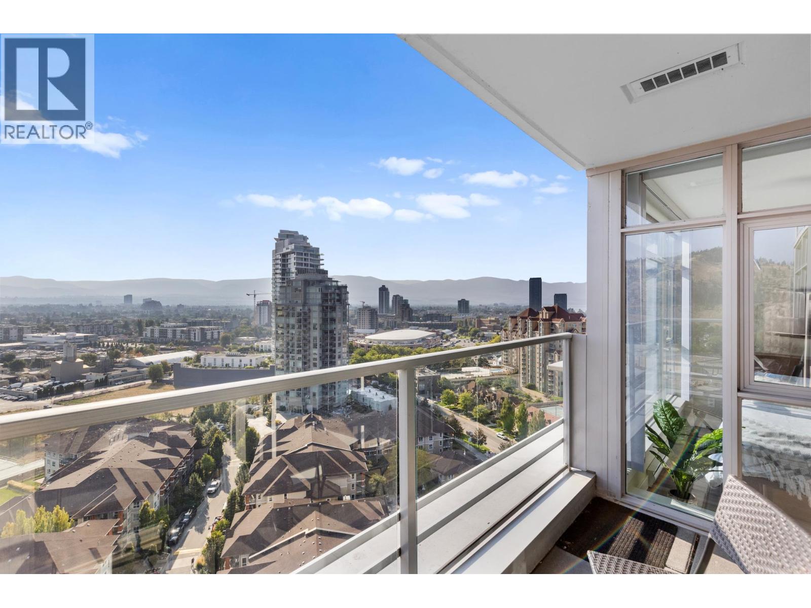 2103 1075 Sunset Drive, Kelowna