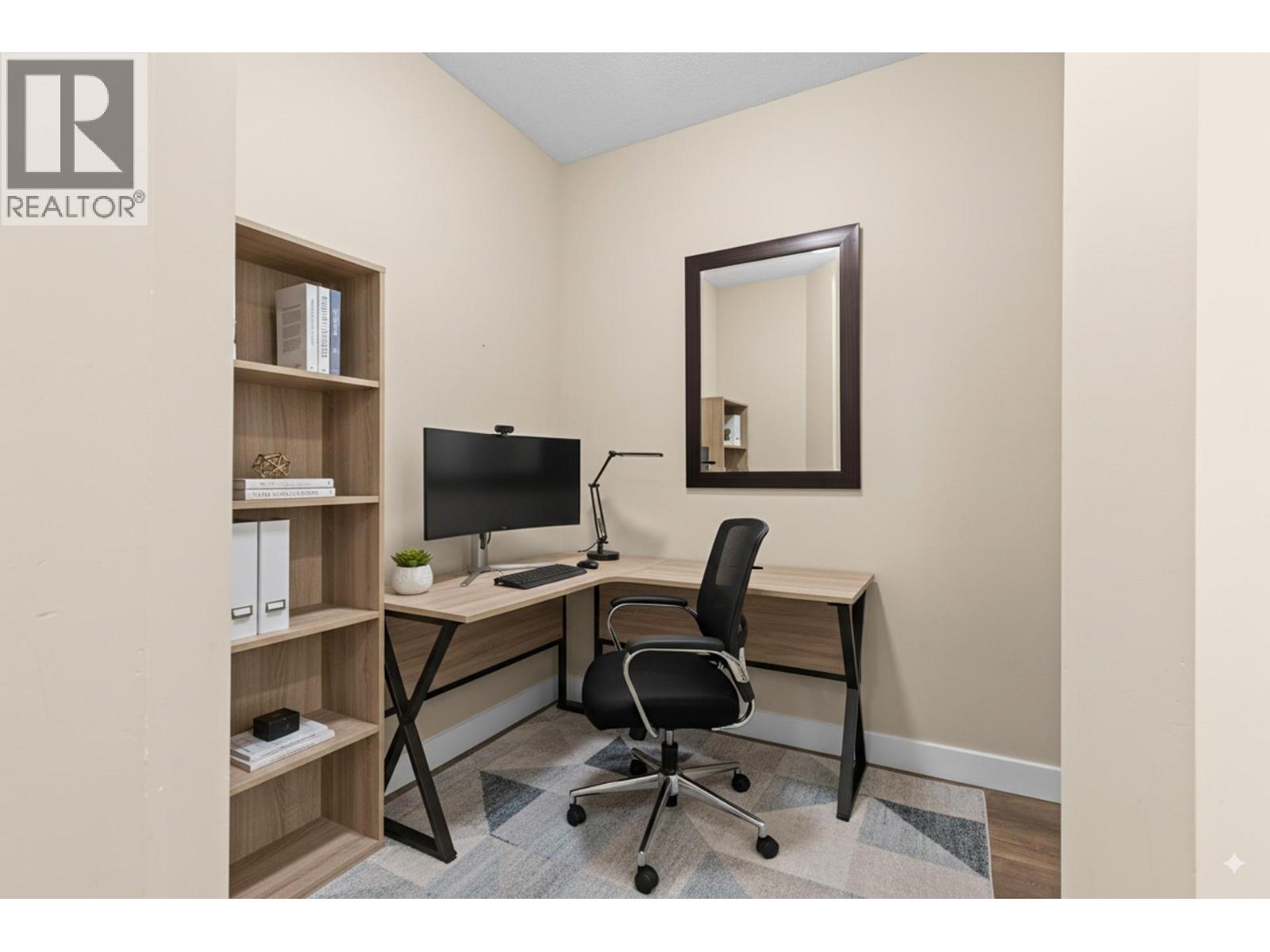 2103 1075 Sunset Drive, Kelowna