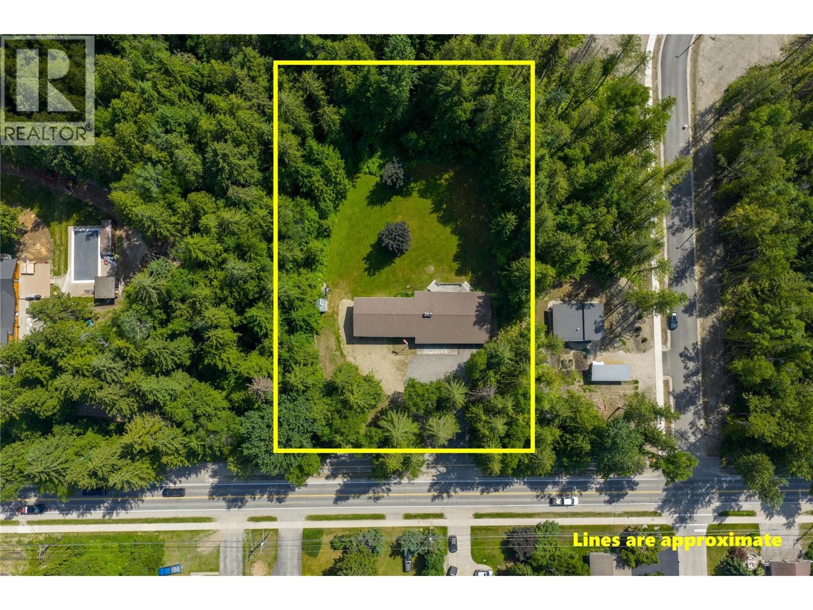 1557 Nichol Road, Revelstoke