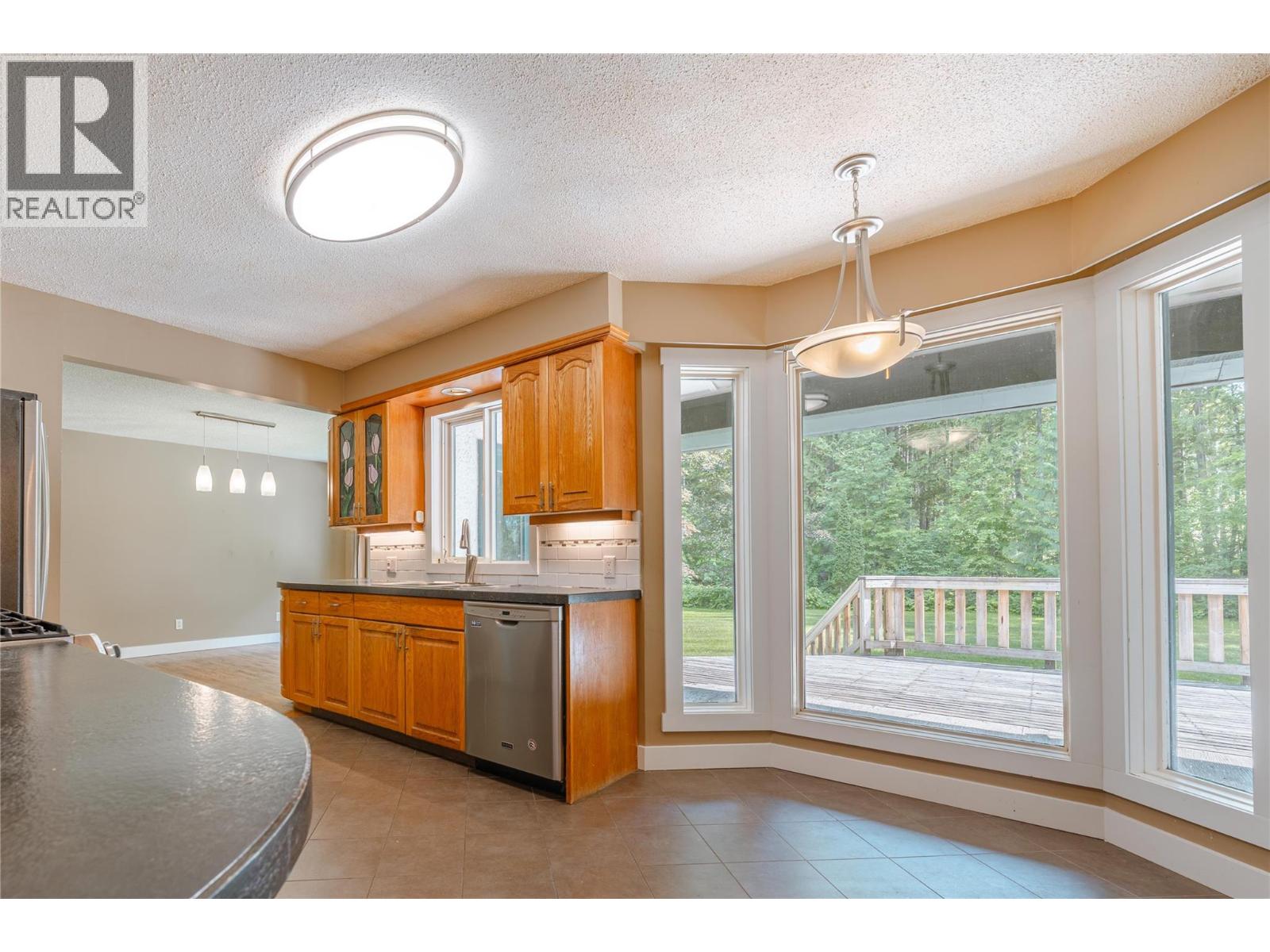 1557 Nichol Road, Revelstoke