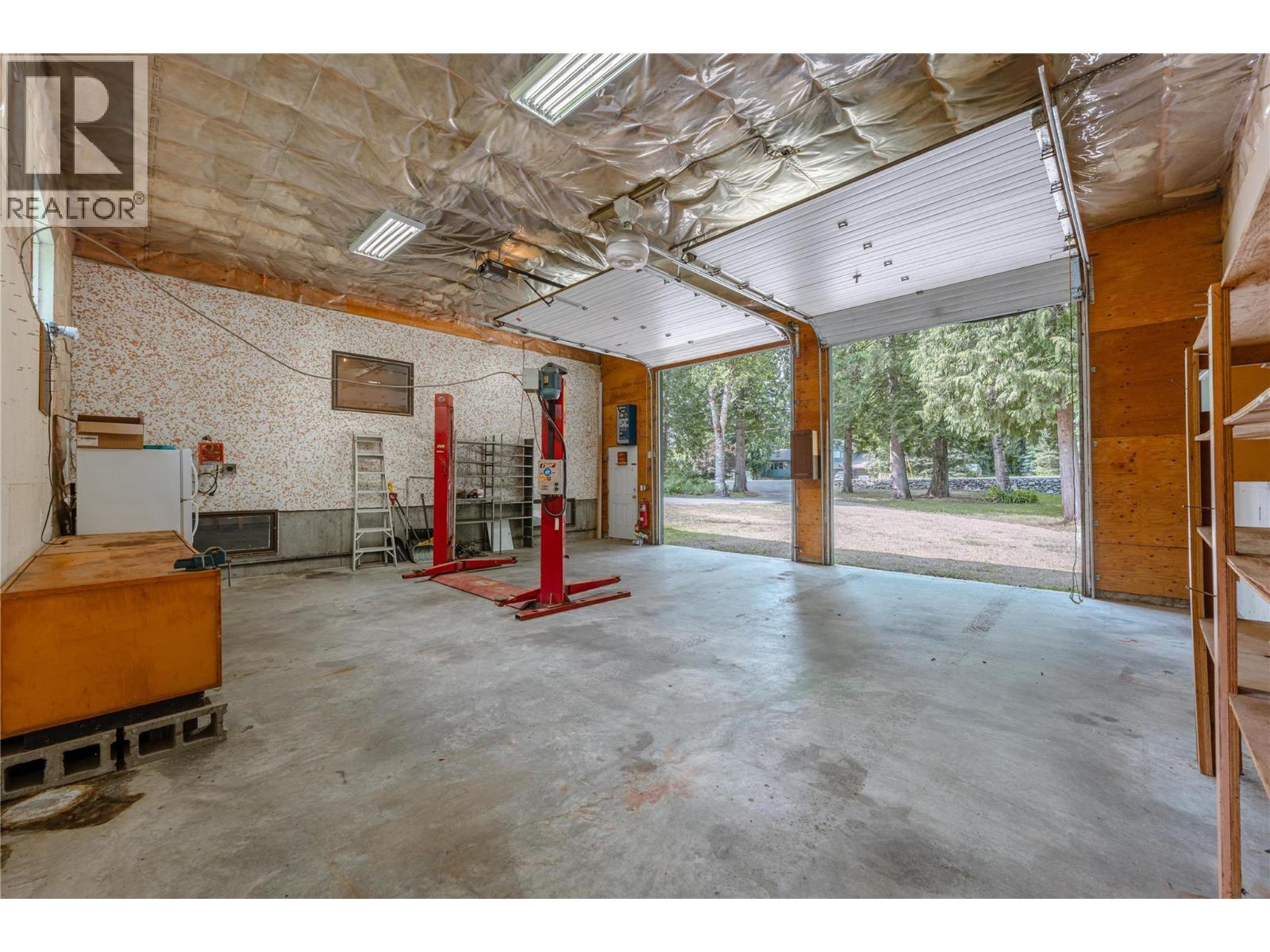 1557 Nichol Road, Revelstoke