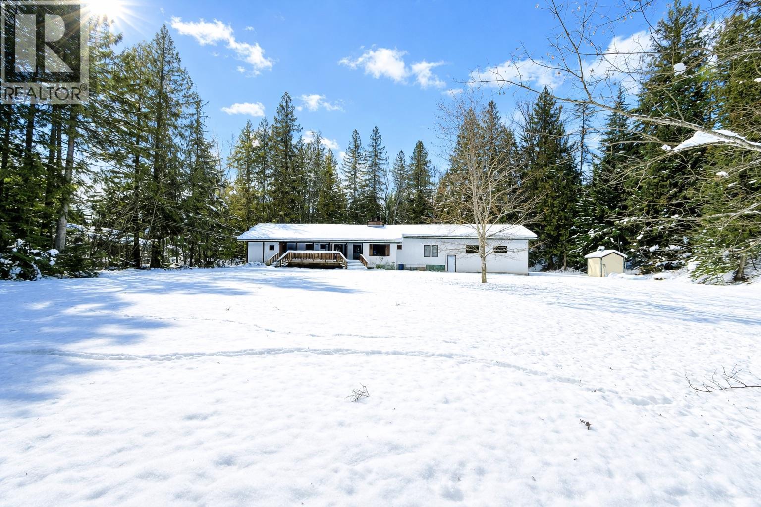 1557 Nichol Road, Revelstoke