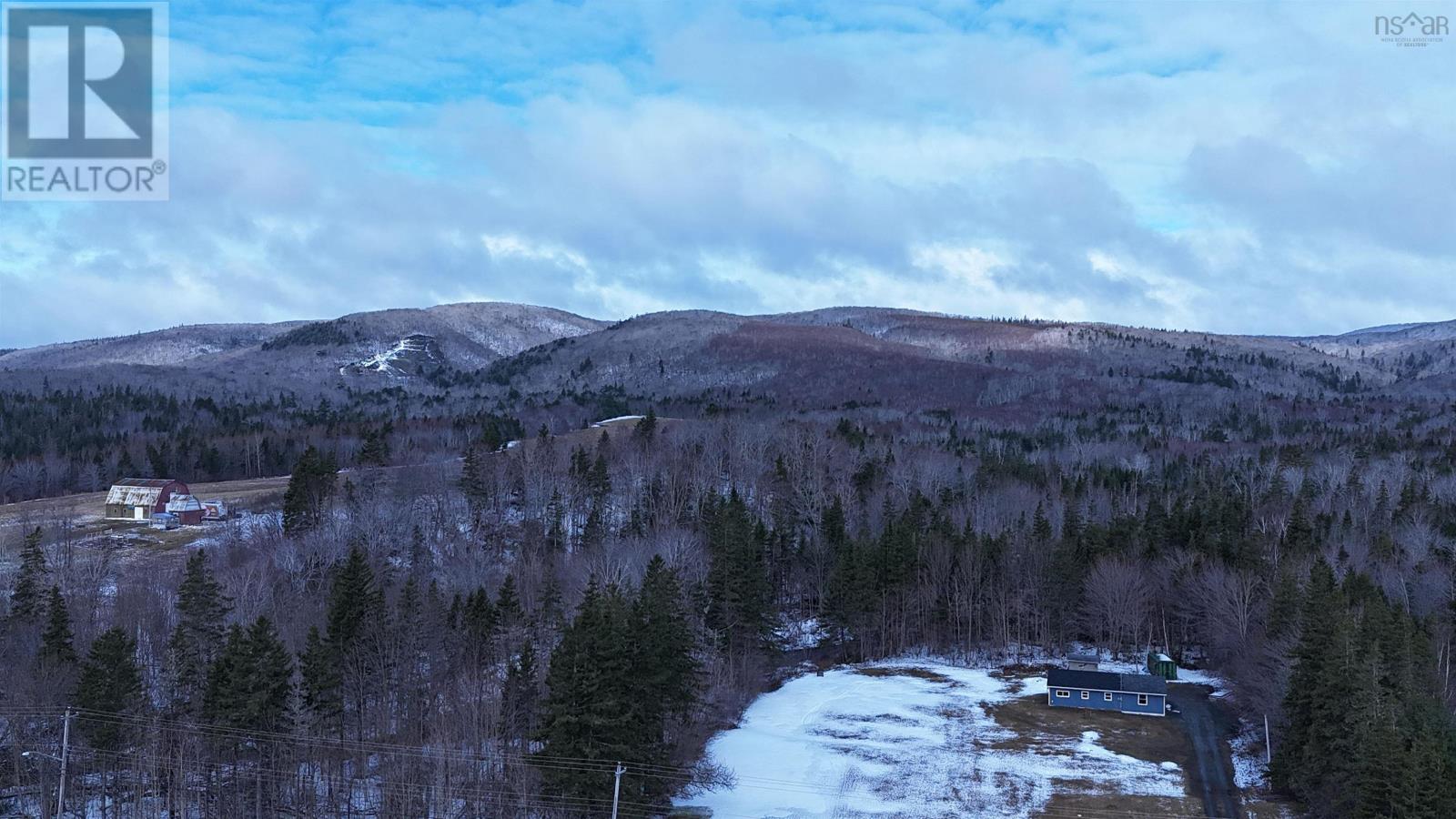 Property 3 of 30 of 6858 Highway 105