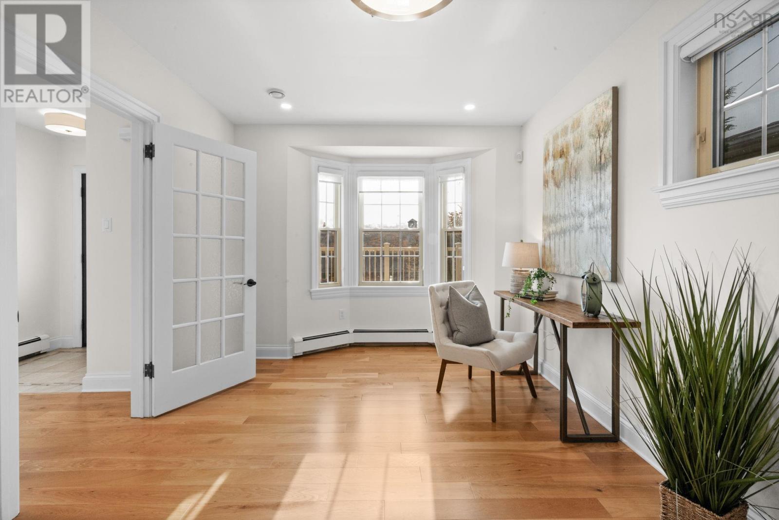 Property 23 of 50 of 1111 Rockcliffe Street