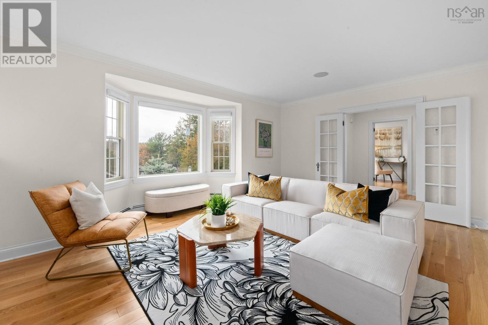 Property 6 of 50 of 1111 Rockcliffe Street