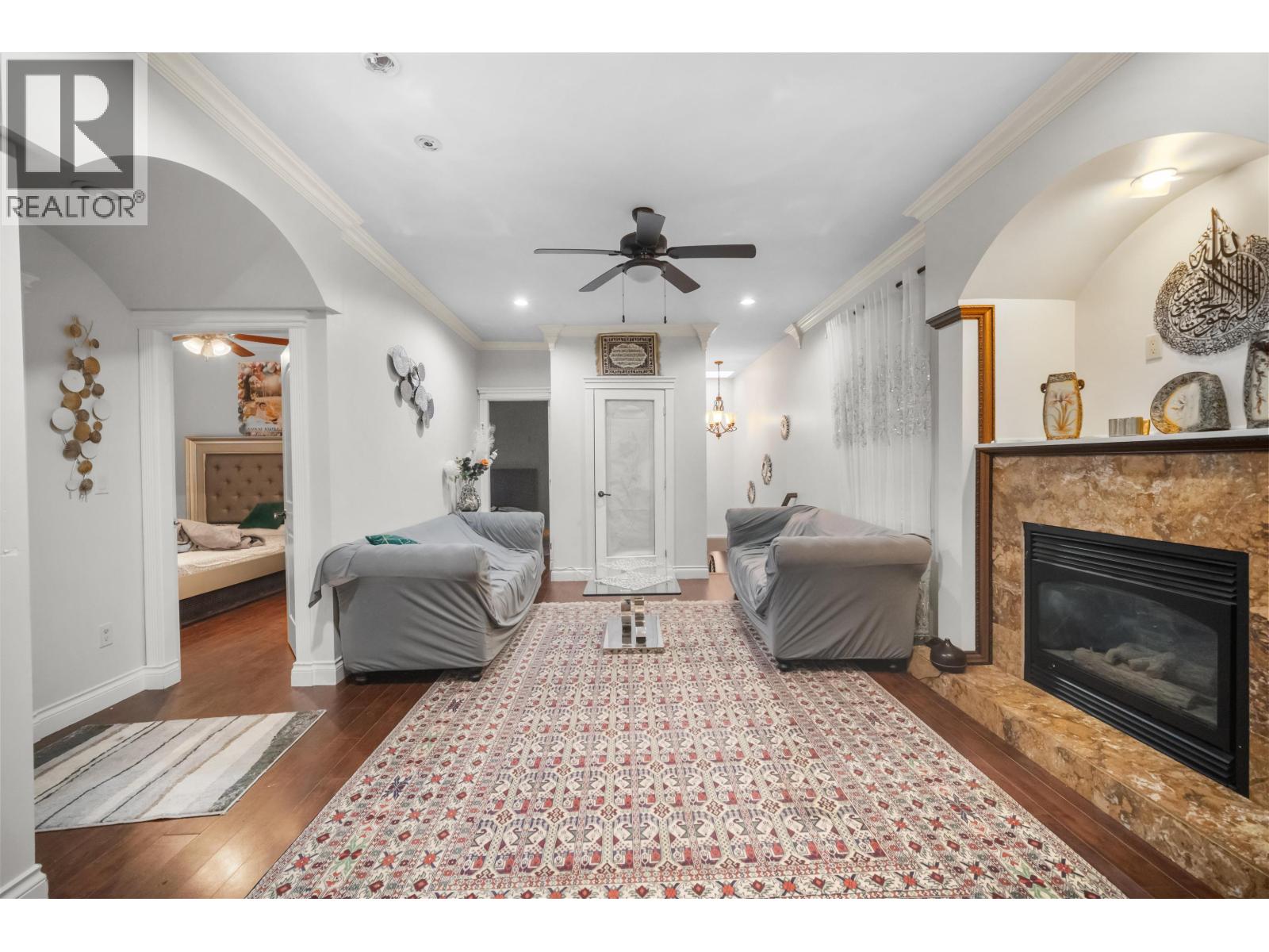 312 JARDINE STREET, New Westminster