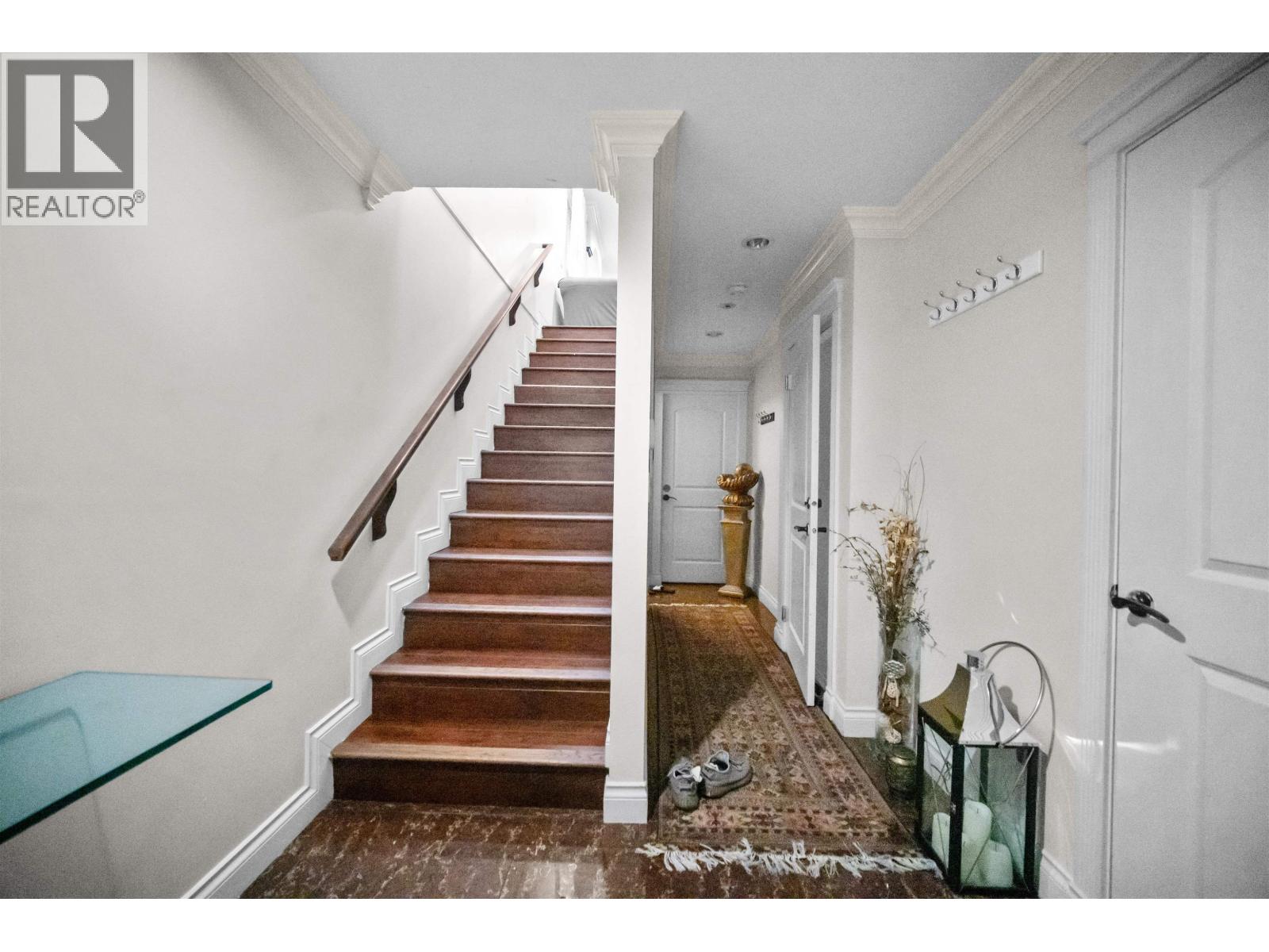 312 JARDINE STREET, New Westminster