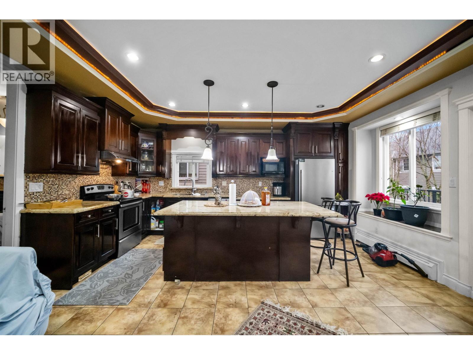 312 JARDINE STREET, New Westminster