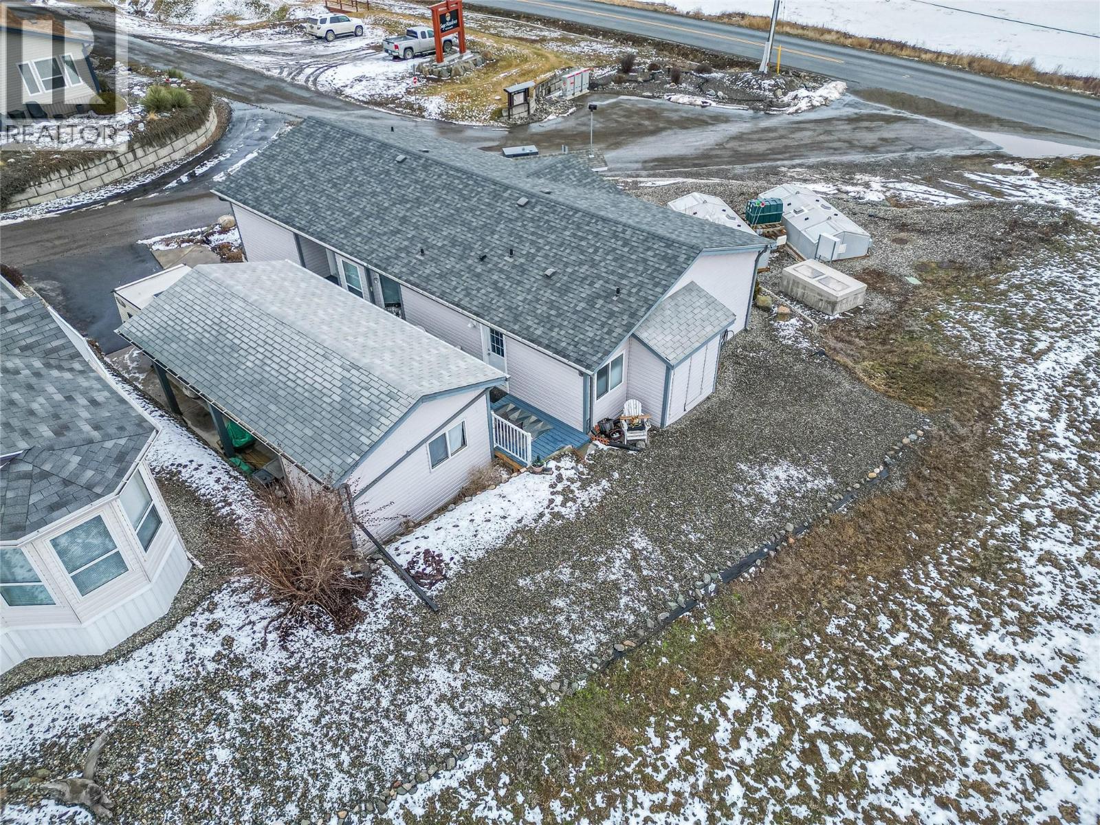 #1 768 SHUSWAP Road E - 17