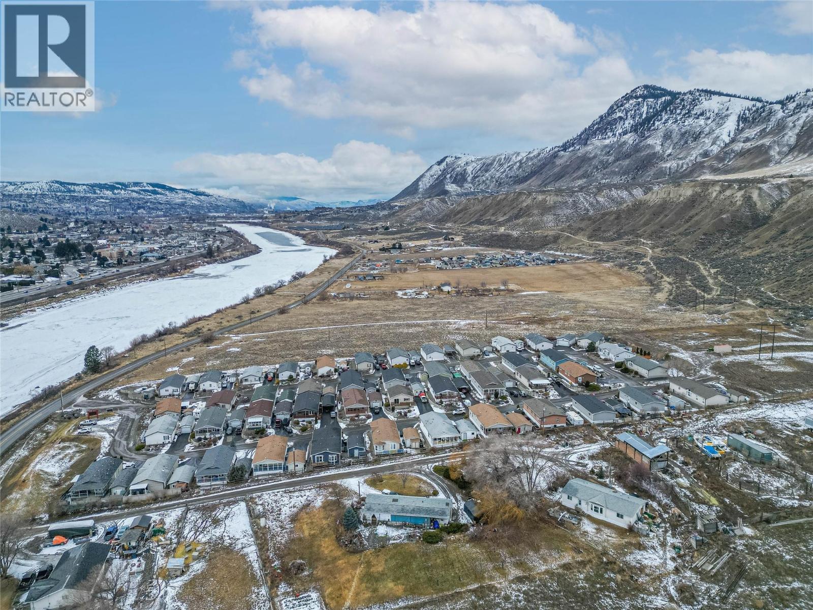 #1 768 SHUSWAP ROAD E - 8