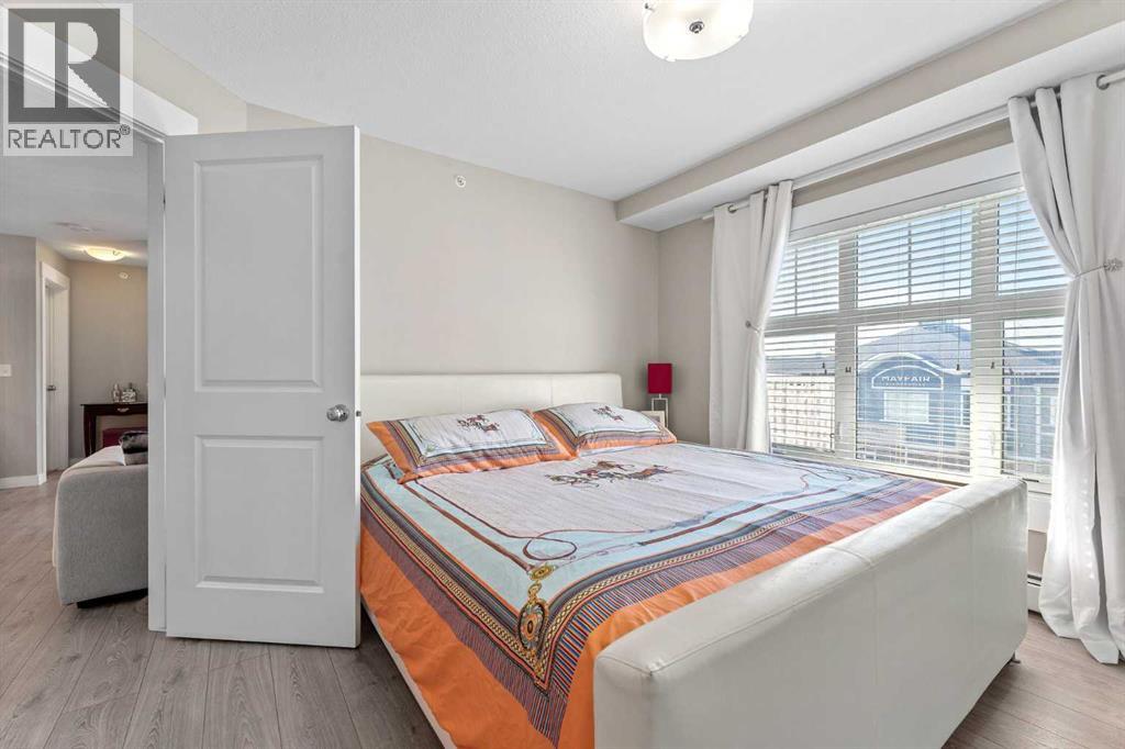 #3407 11 MAHOGANY ROW SE - 15