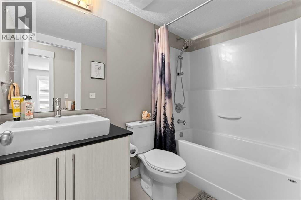 Single Family House for Sale in   Mahogany Row SE Mahogany Calgary 