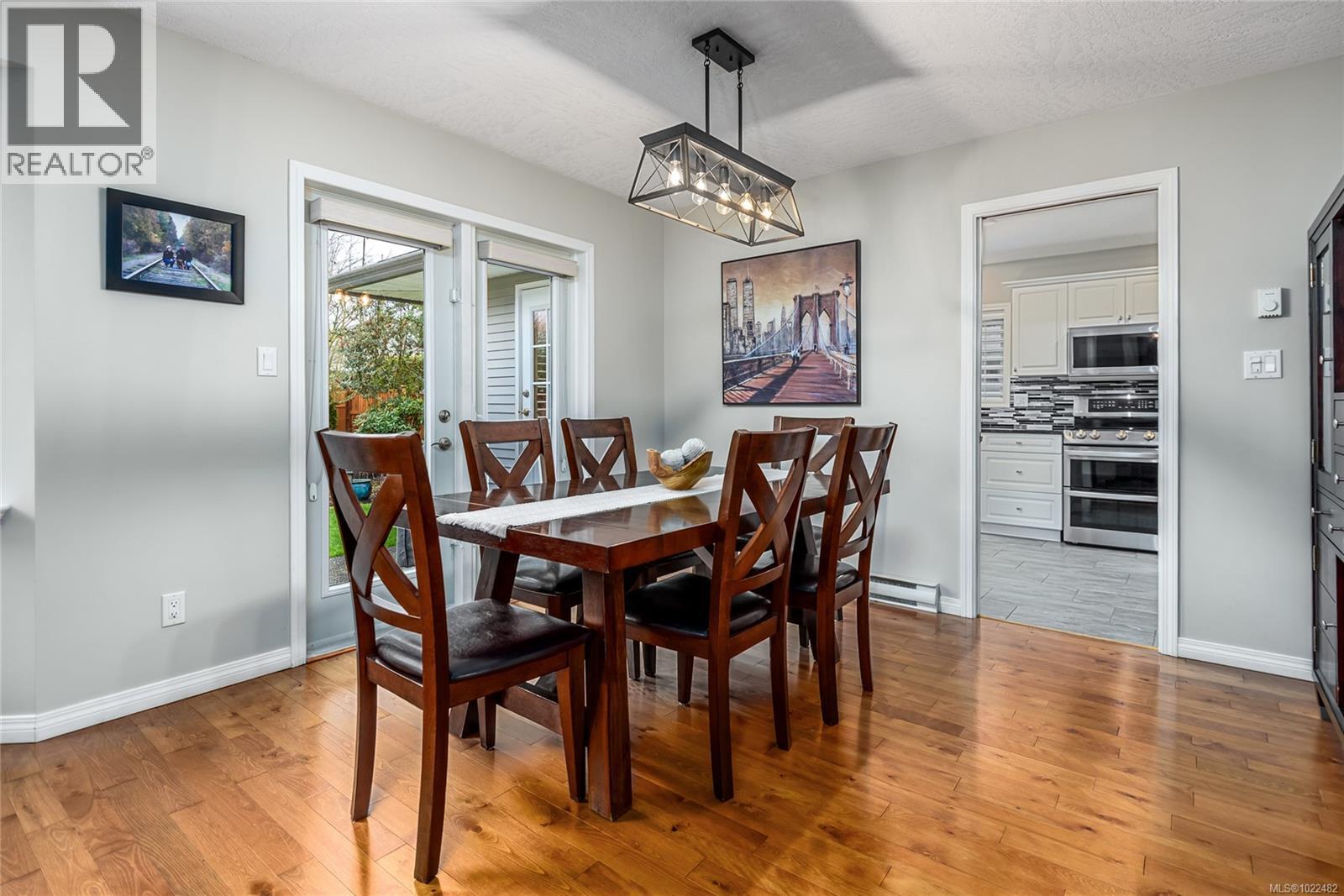 1940 St. Andrews Pl, Courtenay