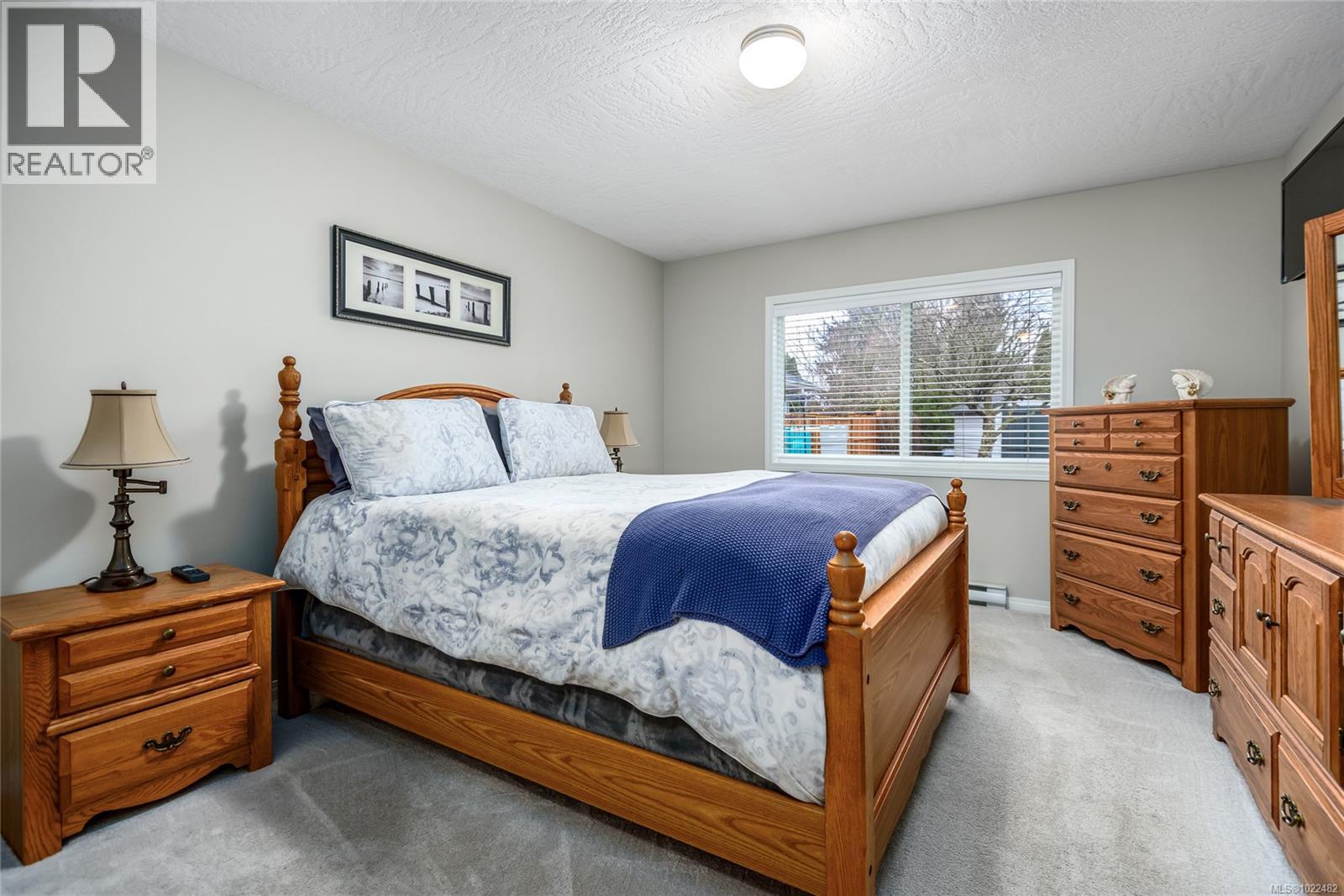 1940 St. Andrews Pl, Courtenay