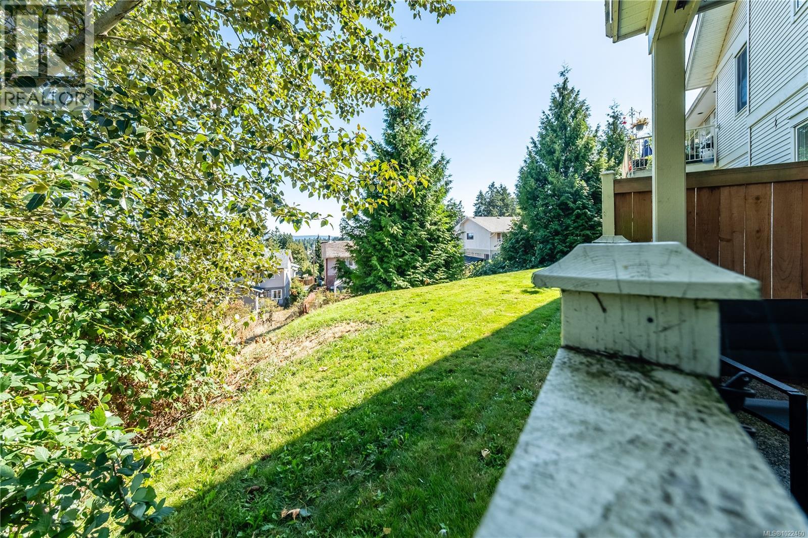 100 834 Varsity Way, Nanaimo