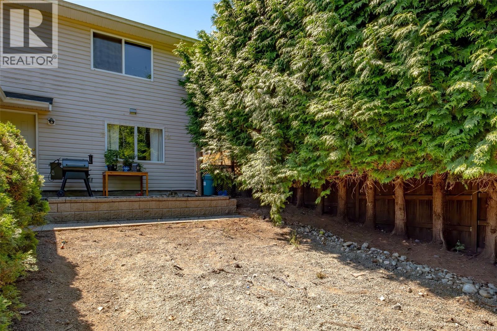 6422 Dover Rd, Nanaimo