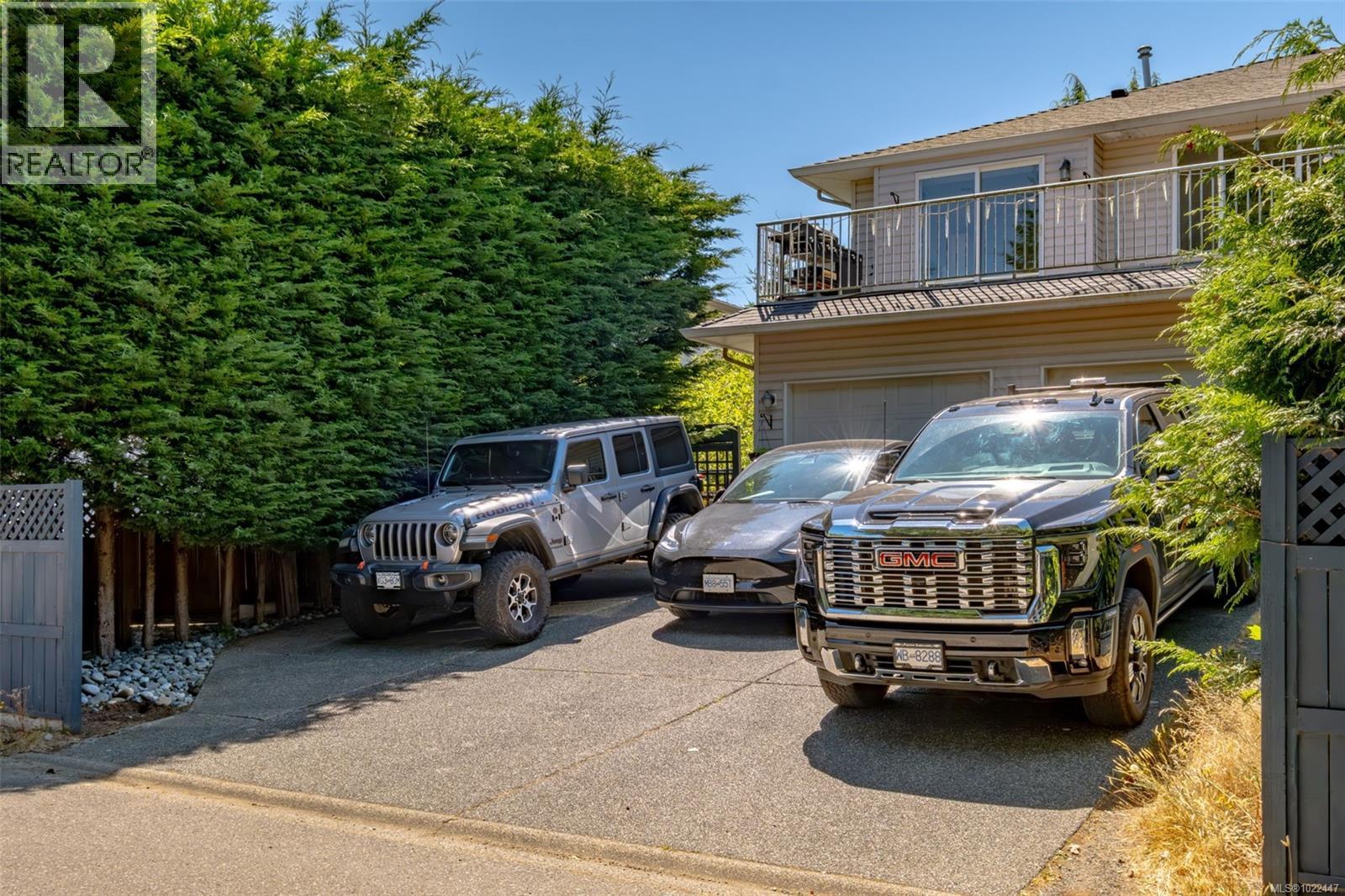 6422 Dover Rd, Nanaimo