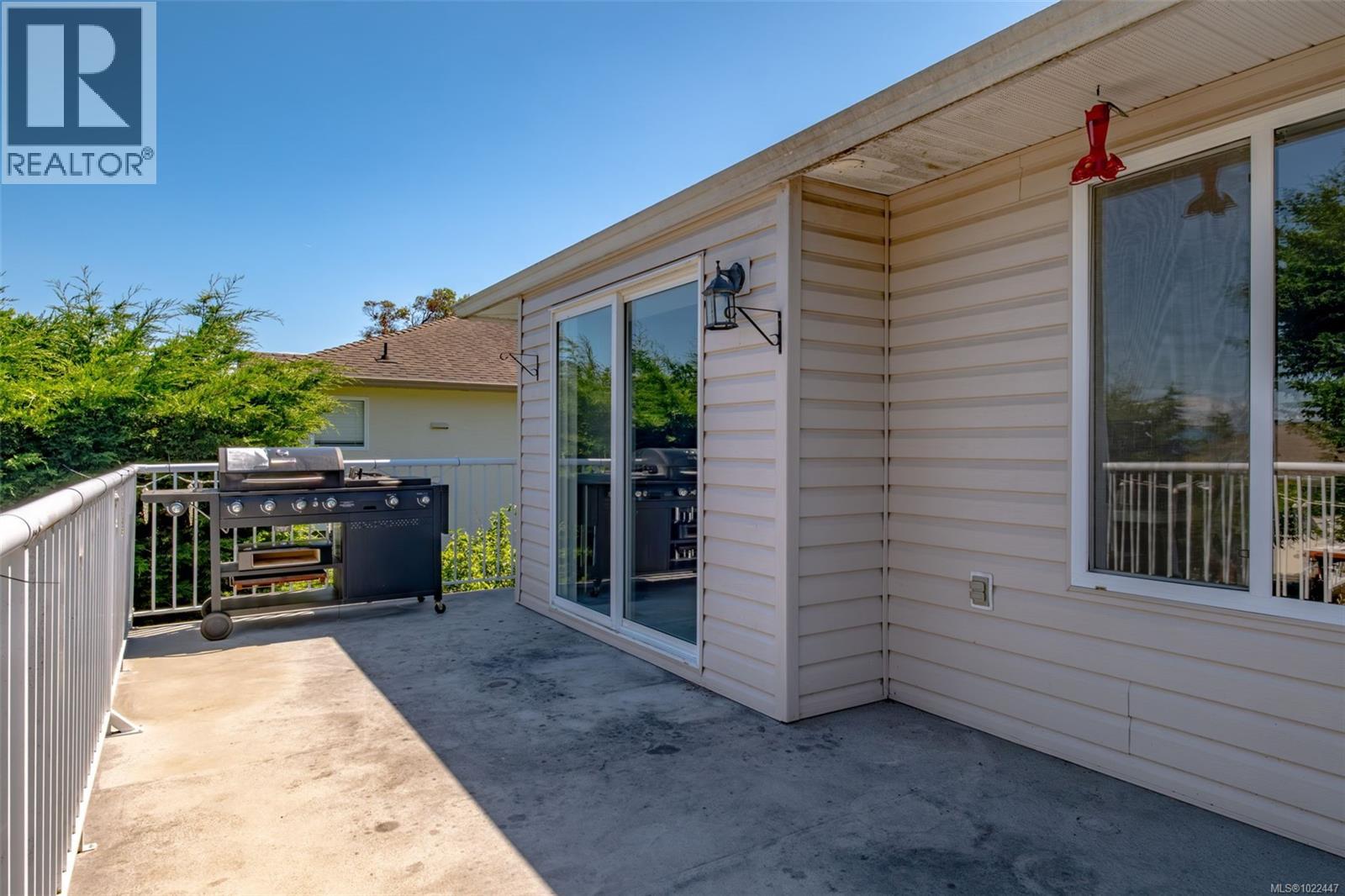 6422 Dover Rd, Nanaimo