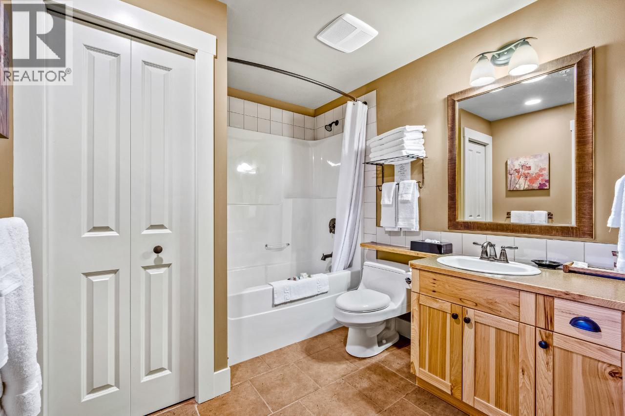 16310 WOOLGAR Road Unit# 223, Crawford Bay